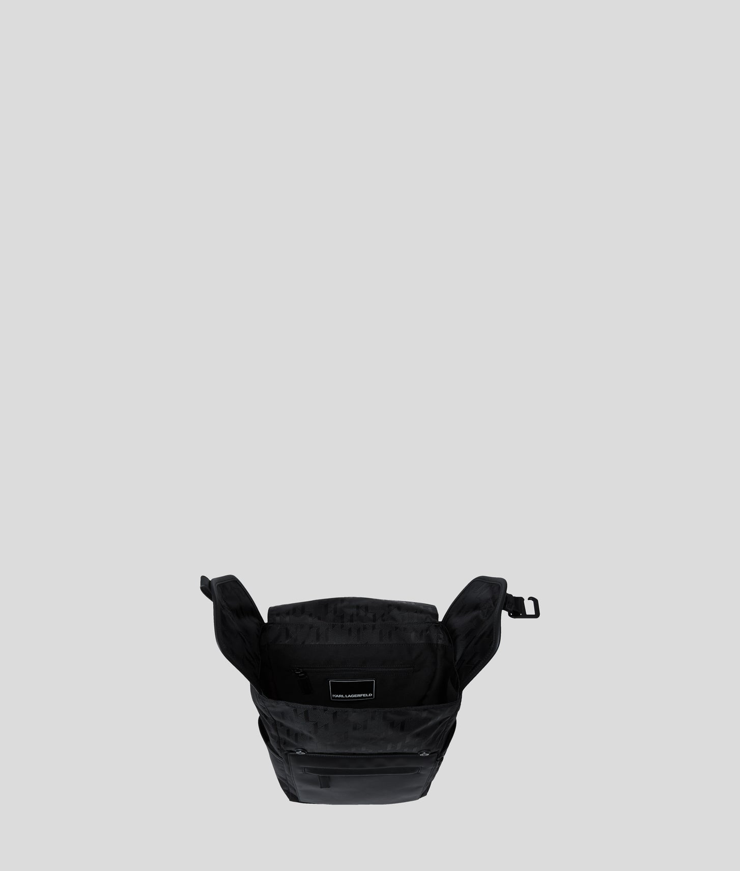 245M3015999_5