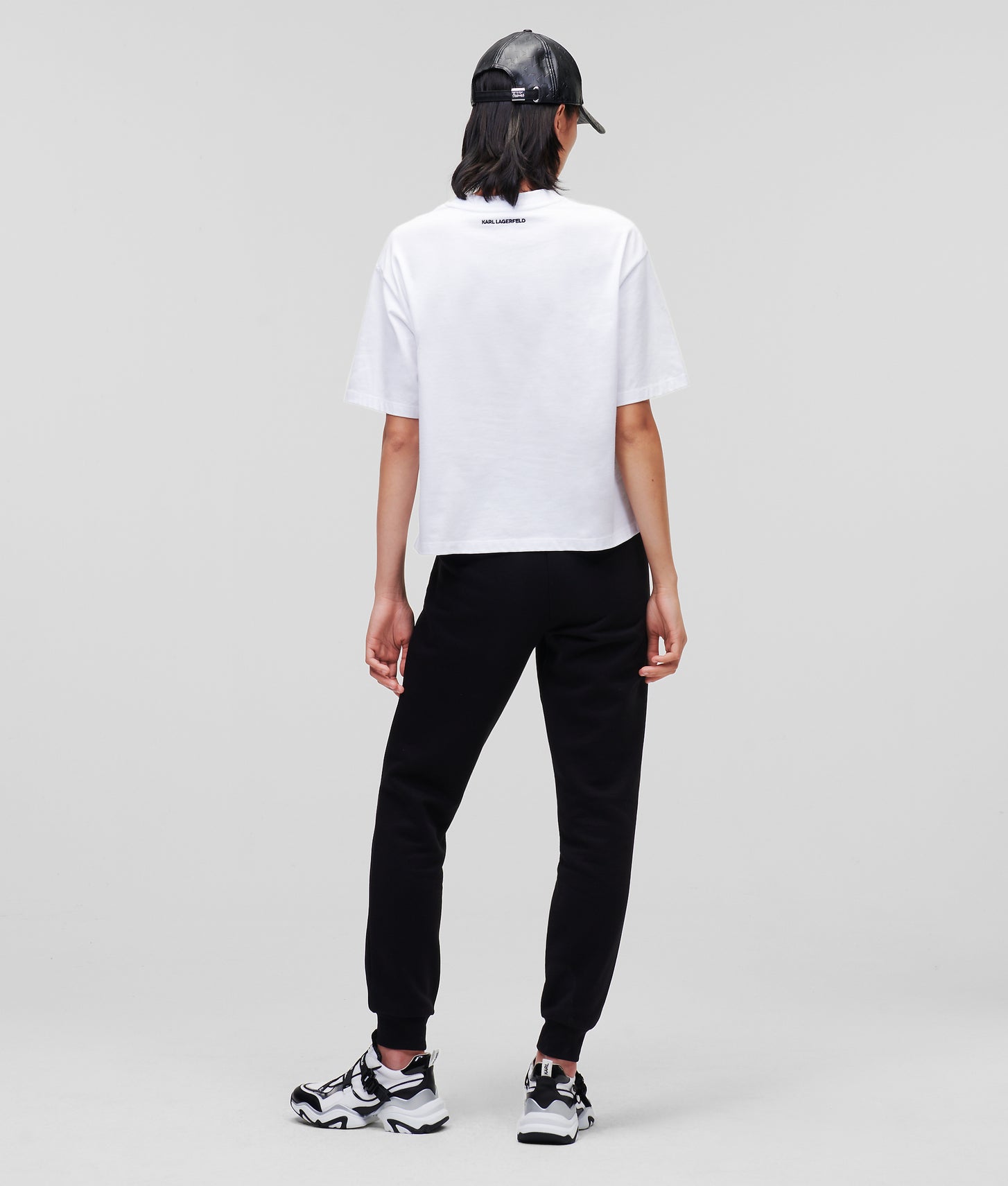 A1W17013100_3