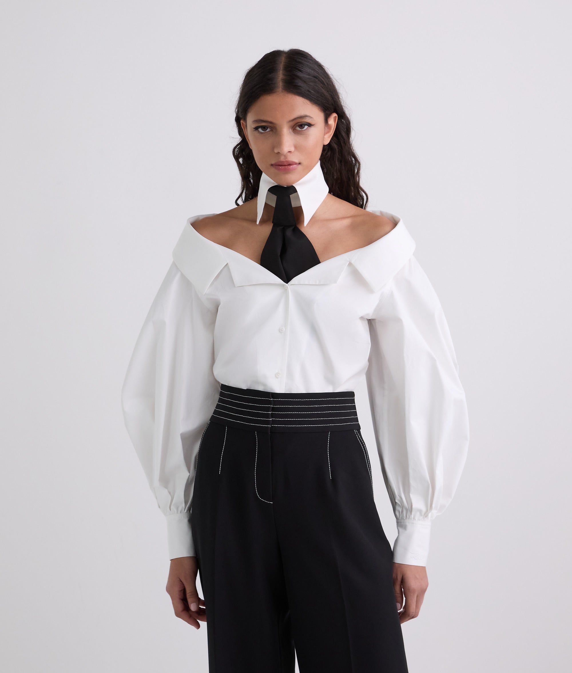 Monte Cervino Camicia da donna a righe con strass applicati: in offerta Monte Cervino Camicia da donna a righe con strass applicati: in offerta