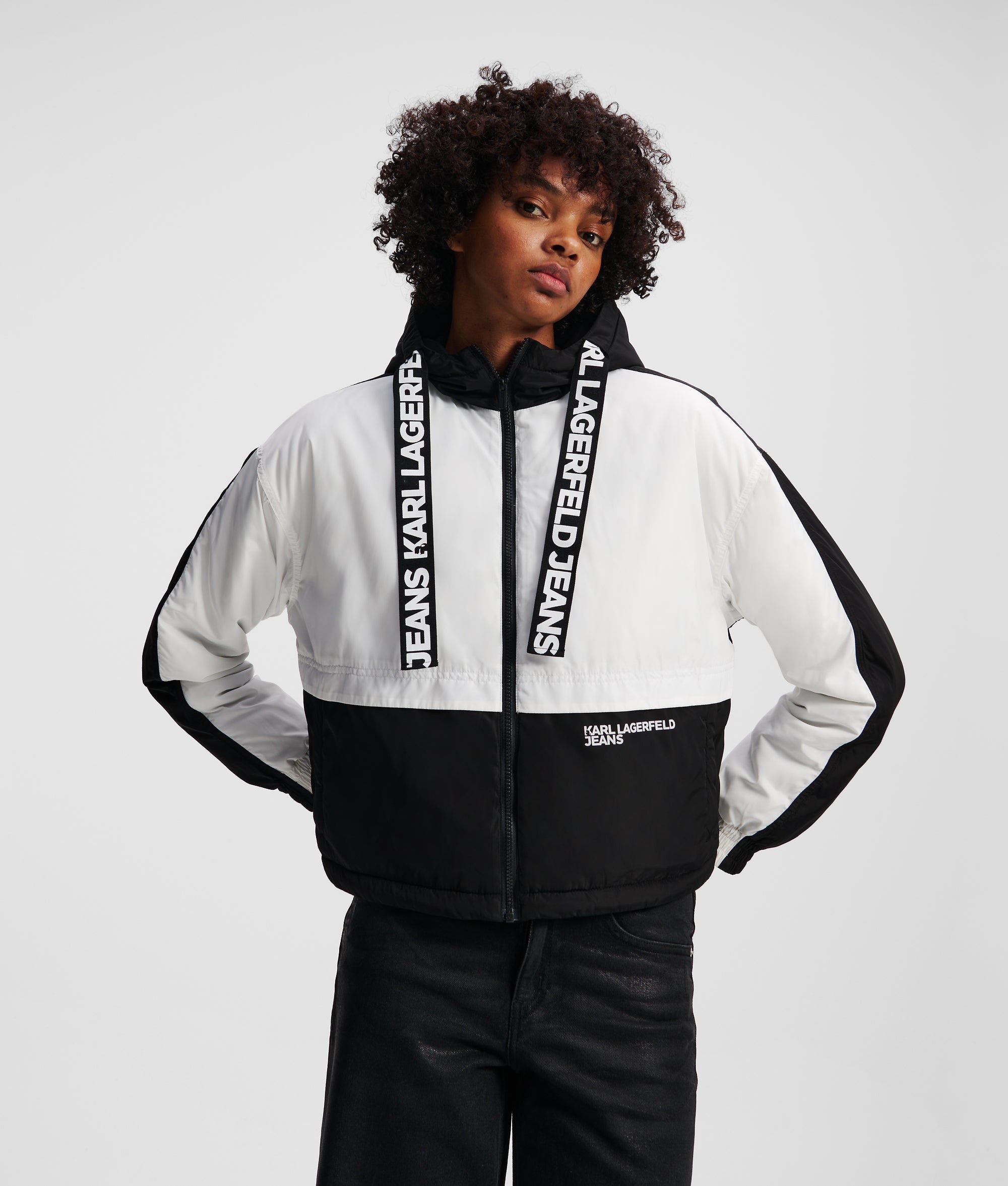 WATTIERTE JACKE Schwarz/Weiss Damen KARL LAGERFELD