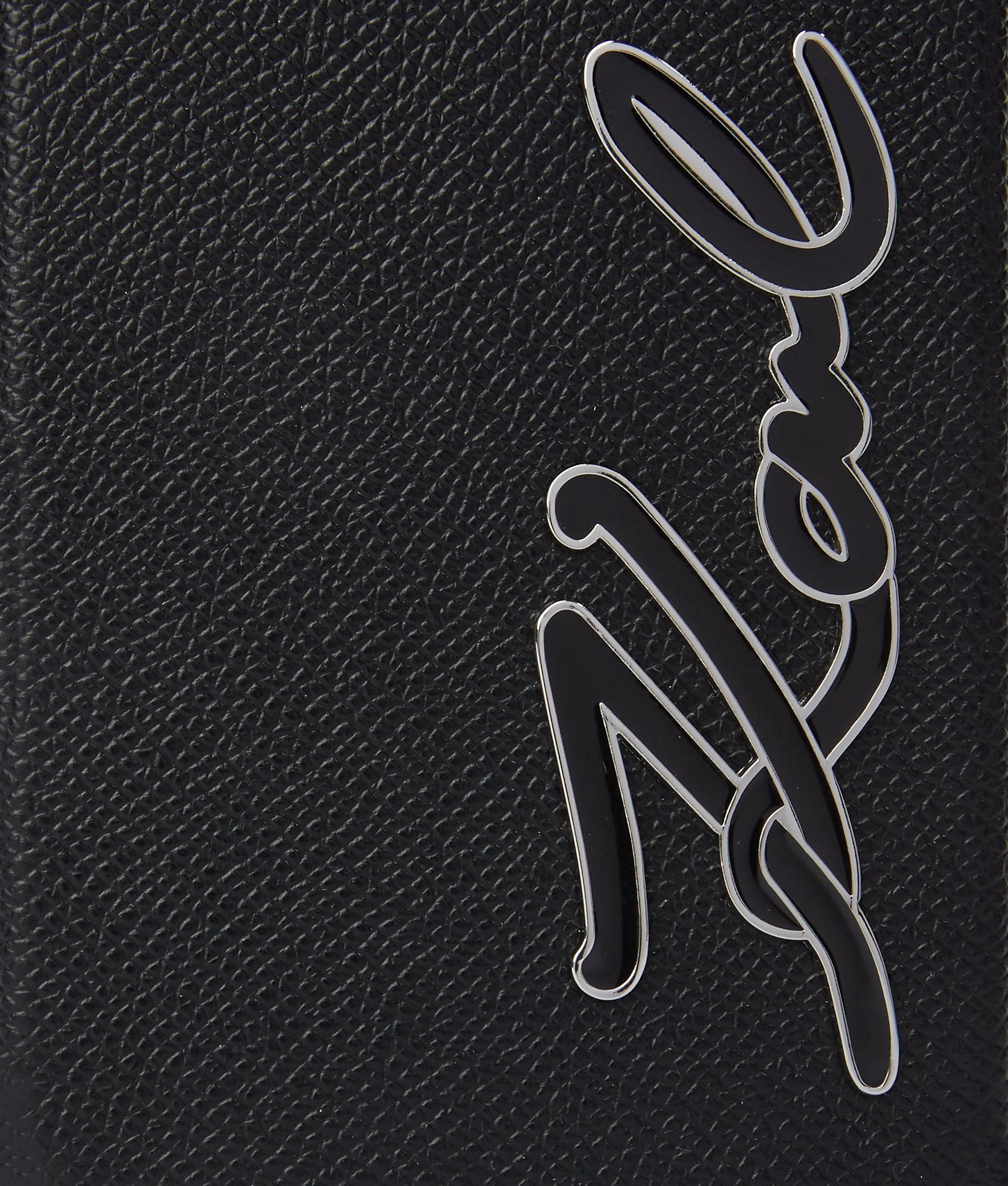 CG250039999_3
