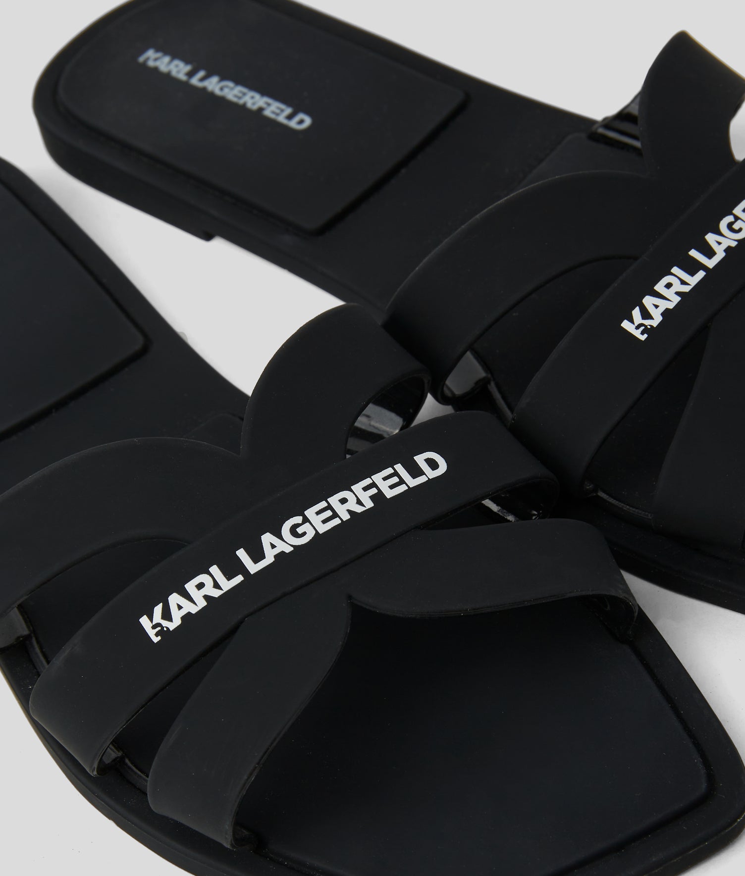 KLL80025999_2