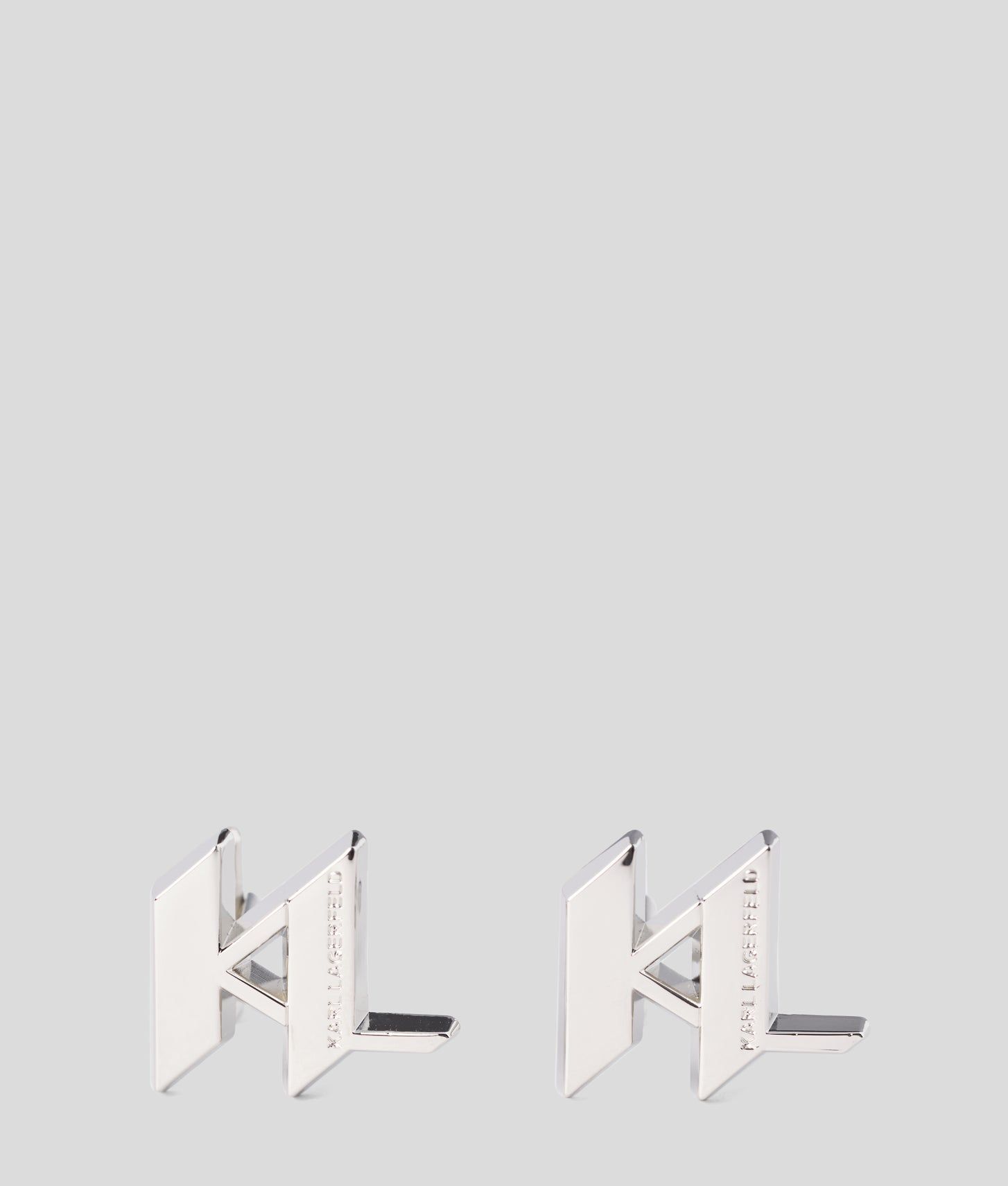 220M3991975_1