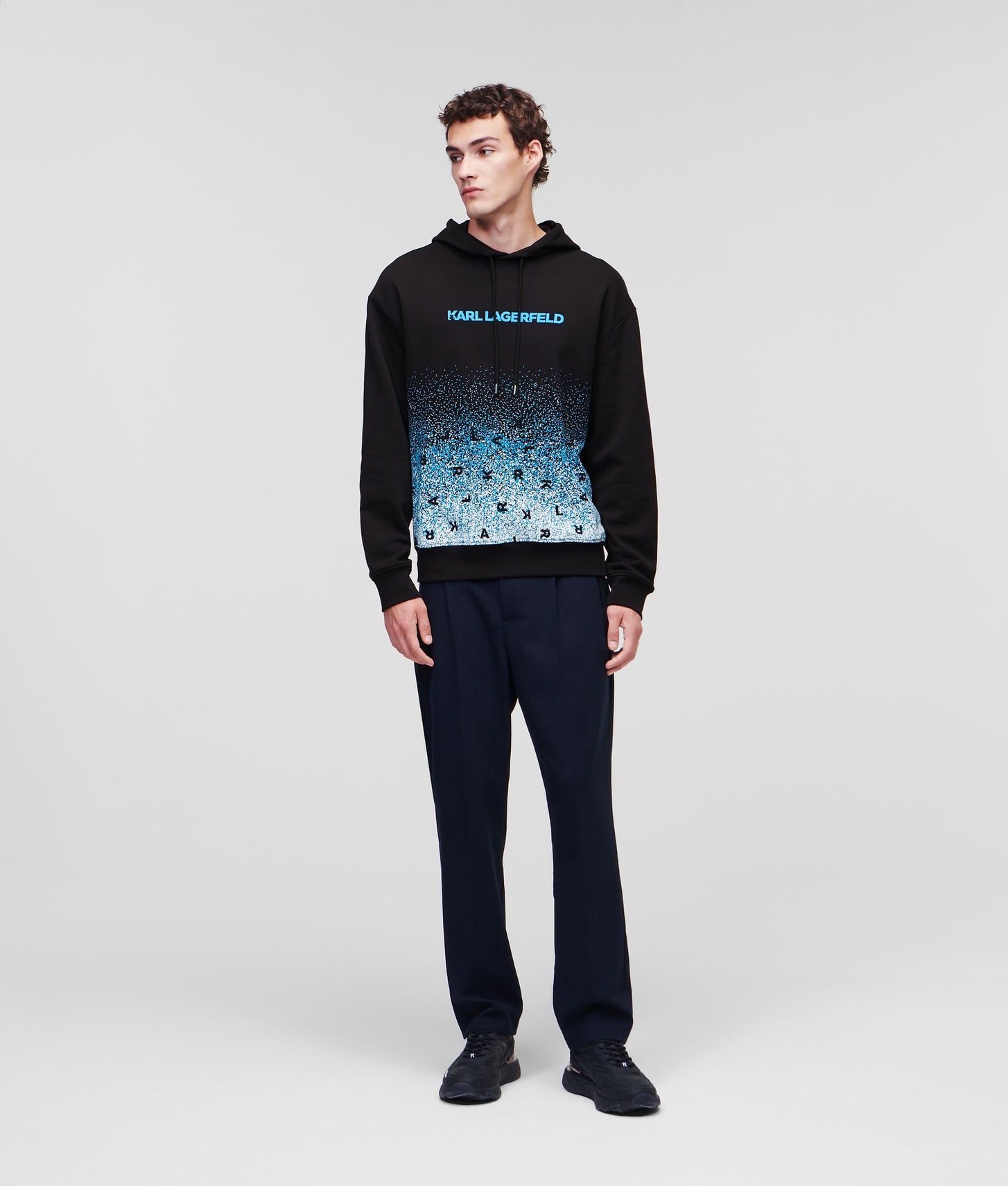 226M1806338_1