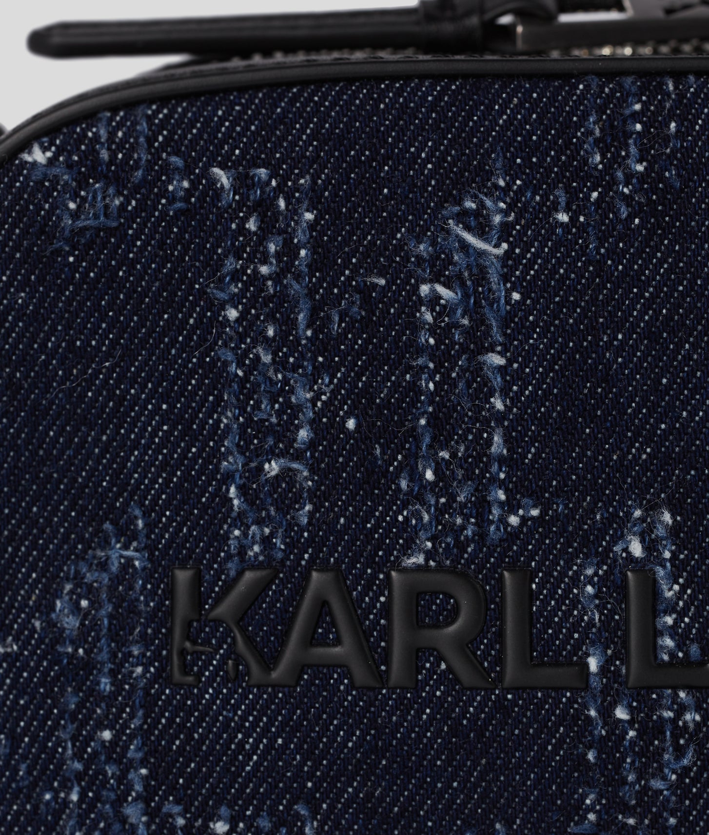 226W3090319_5