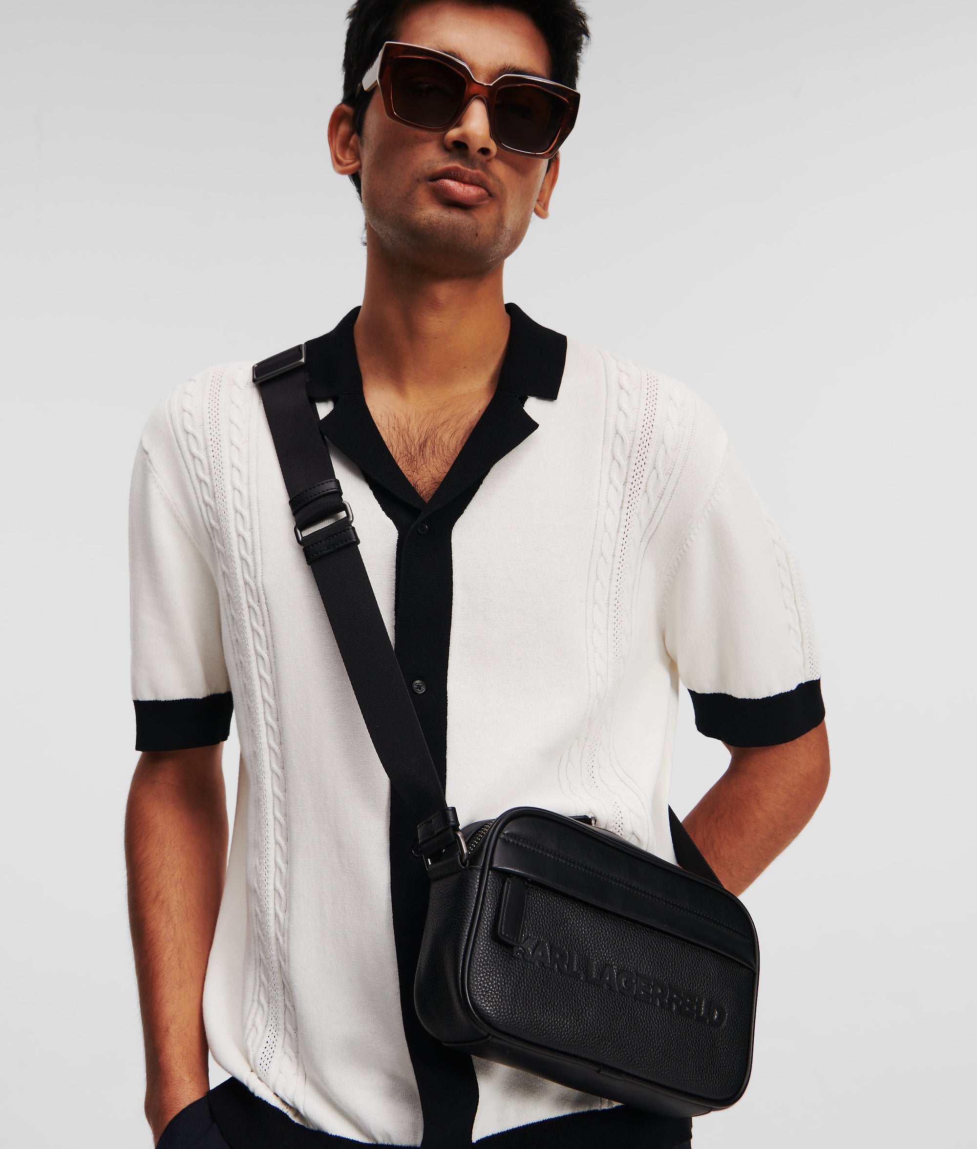 K/ESSENTIAL LEATHER CROSSBODY BAG Black Men KARL LAGERFELD