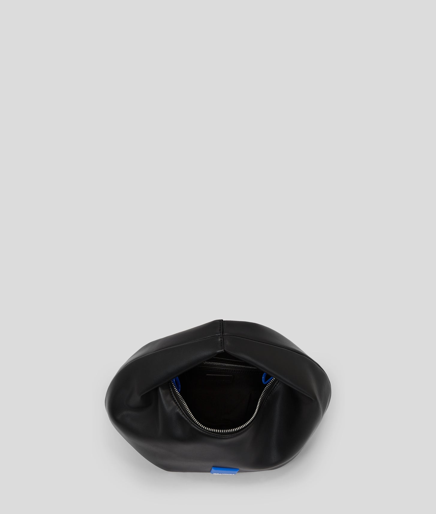 245J3003101_5