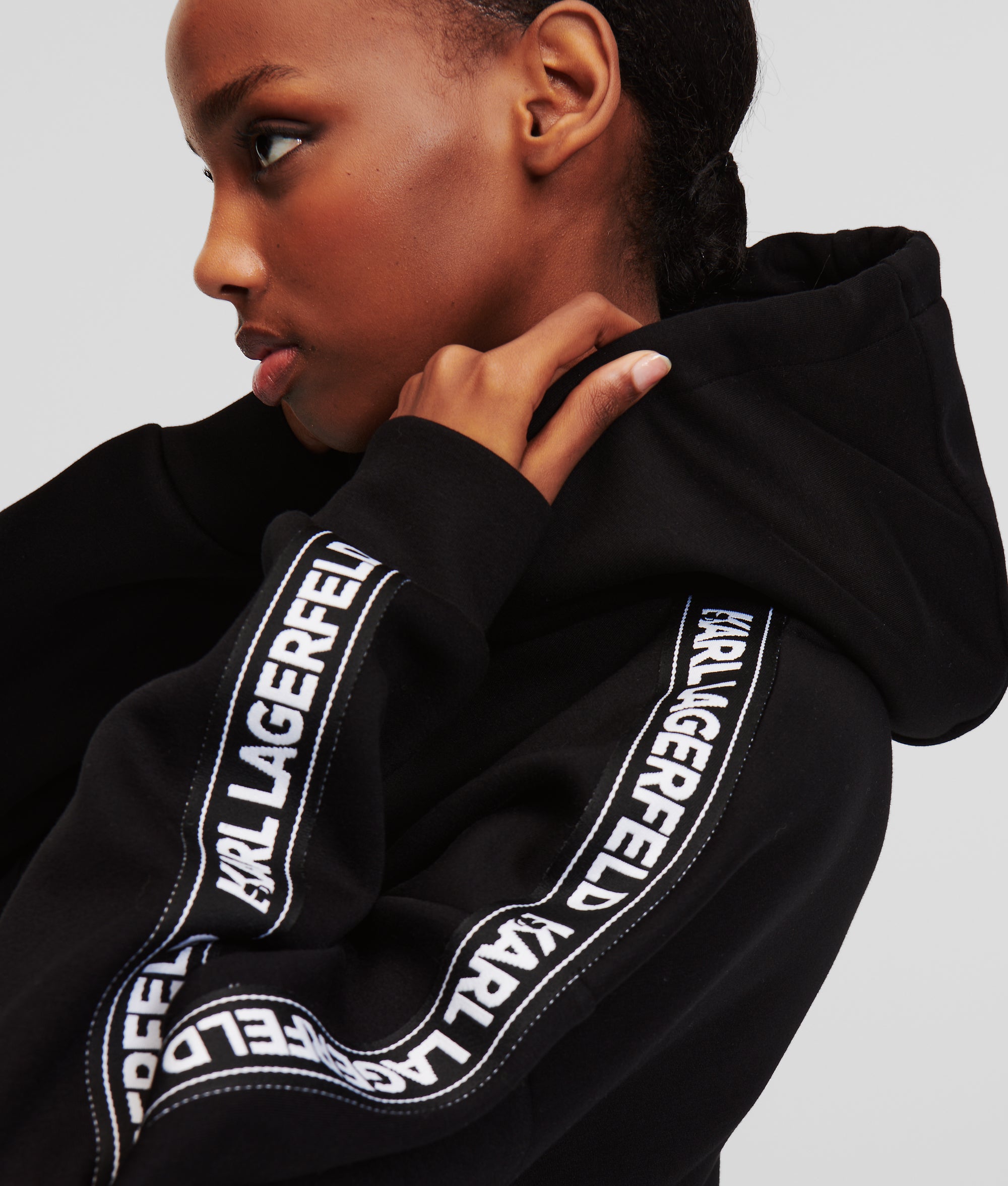 【GRAVER】23FW★ Tape Logo Hoodie LOGO TAPE HOODIE | Black | Women | KARL LAGERFELD