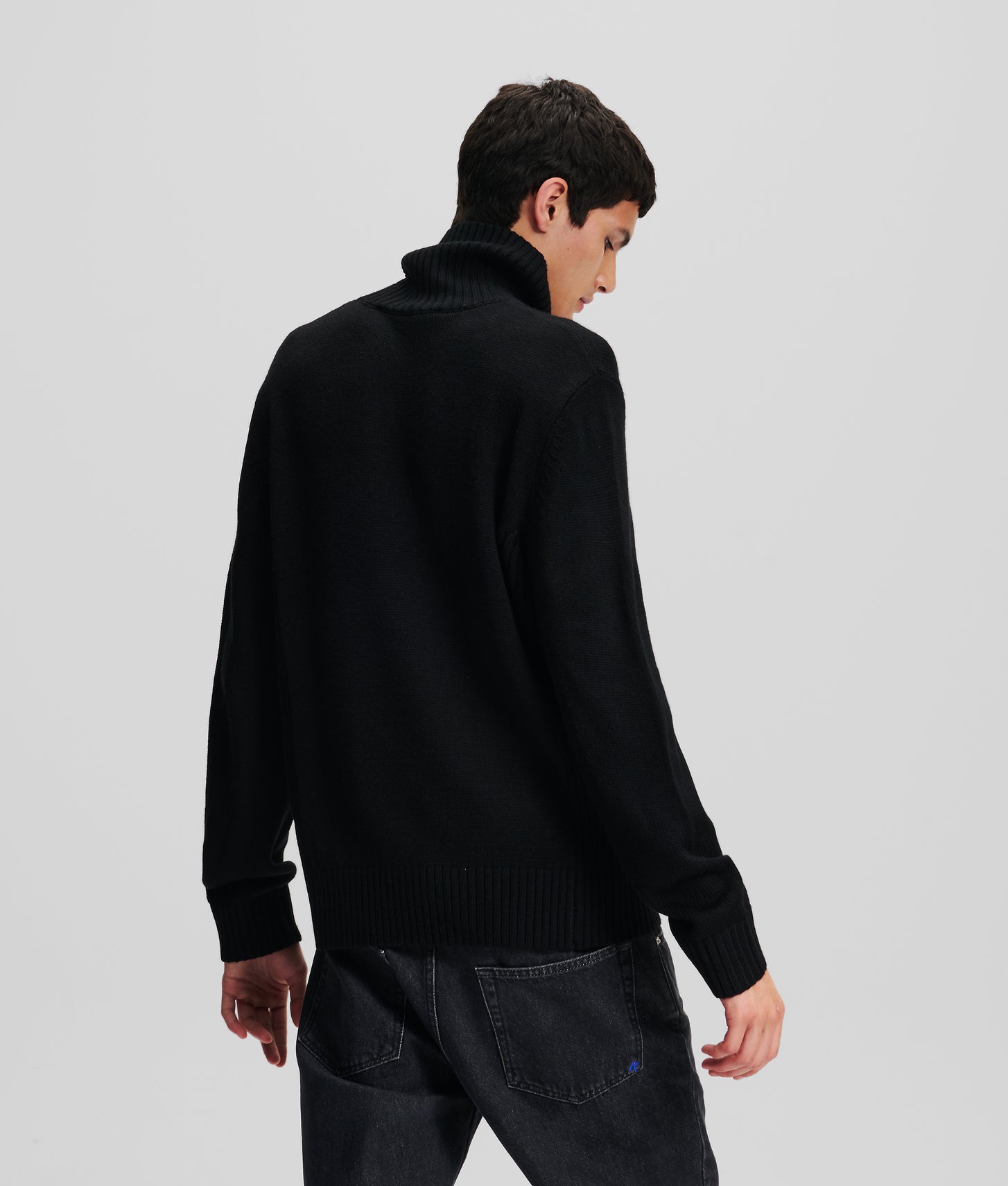 246D2000101_3