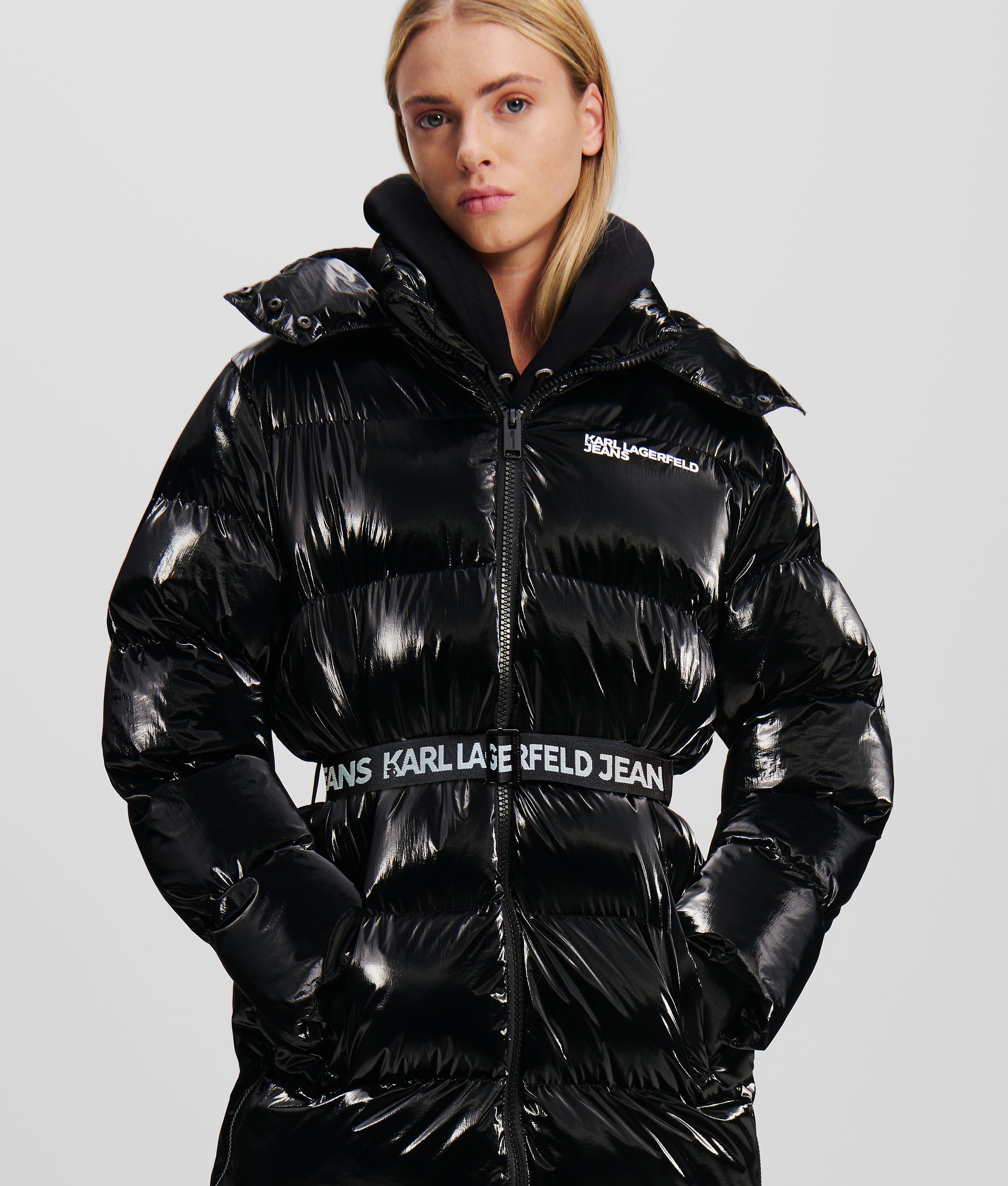 Karl Lagerfeld Paris シャーリング ジップワンピース 関送無料 Karl Lagerfeld Paris シャーリング ジップワンピース 関送無料