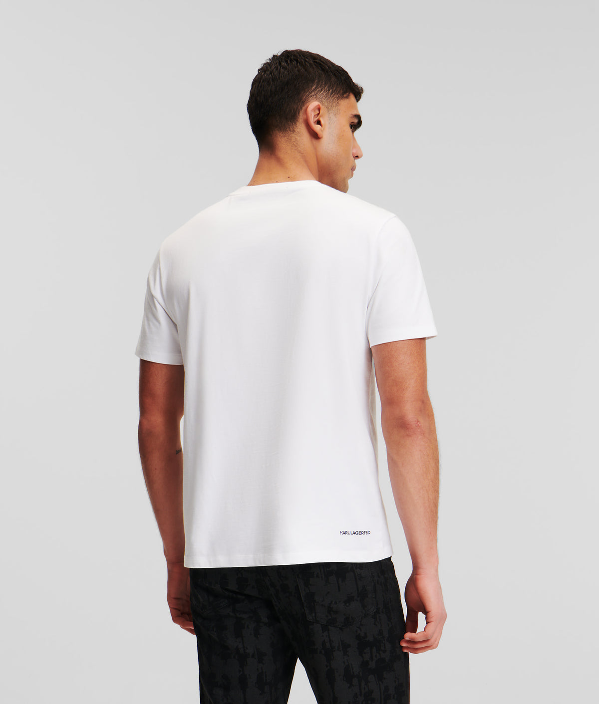 A1M17016100_3