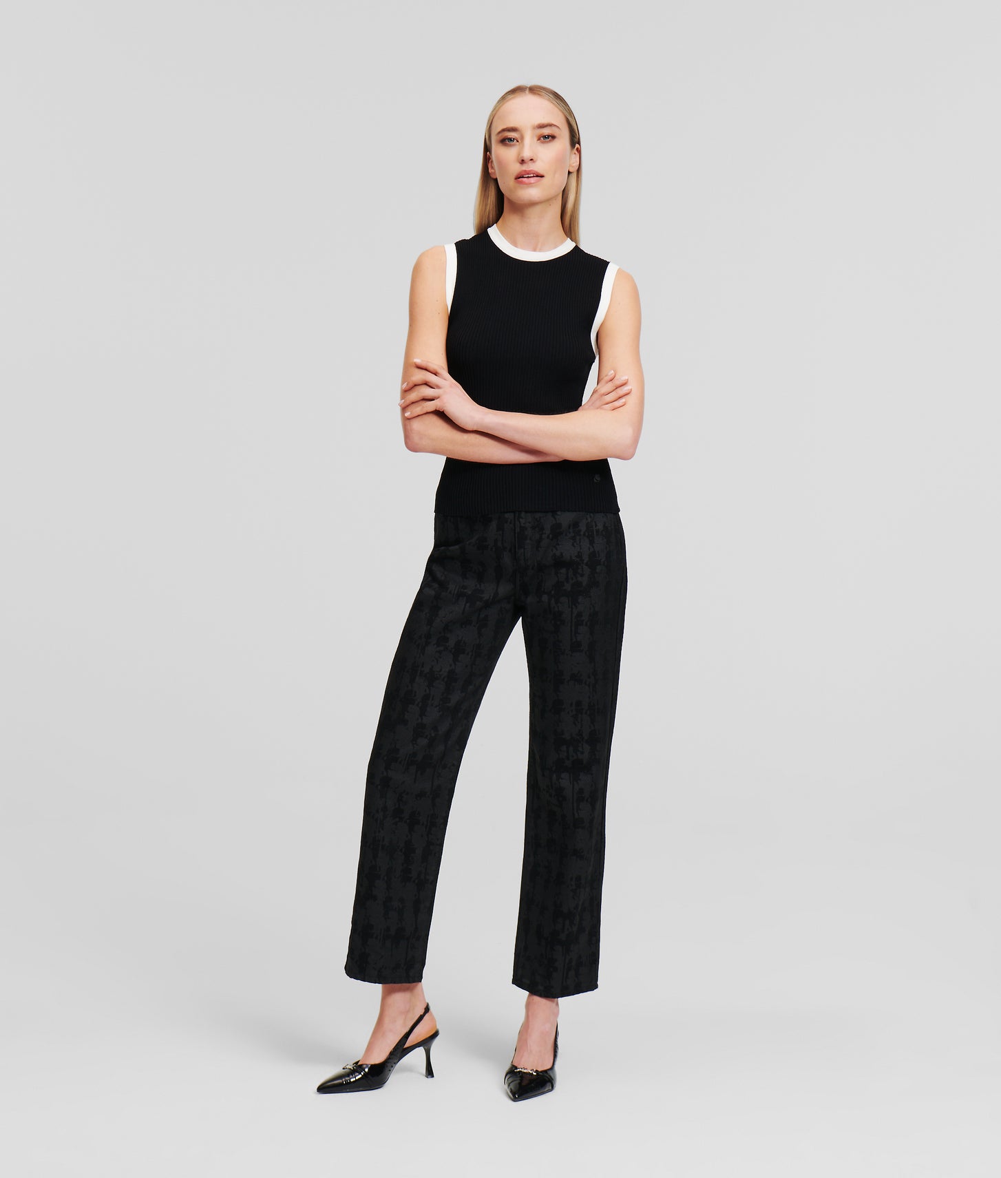 A1W10015E08_4