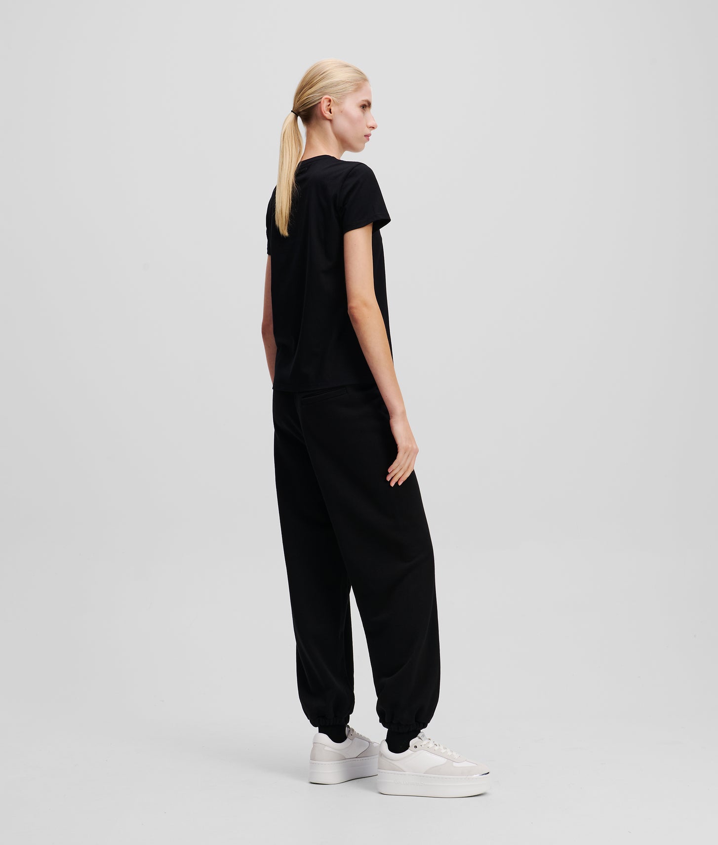 A1W10067999_3