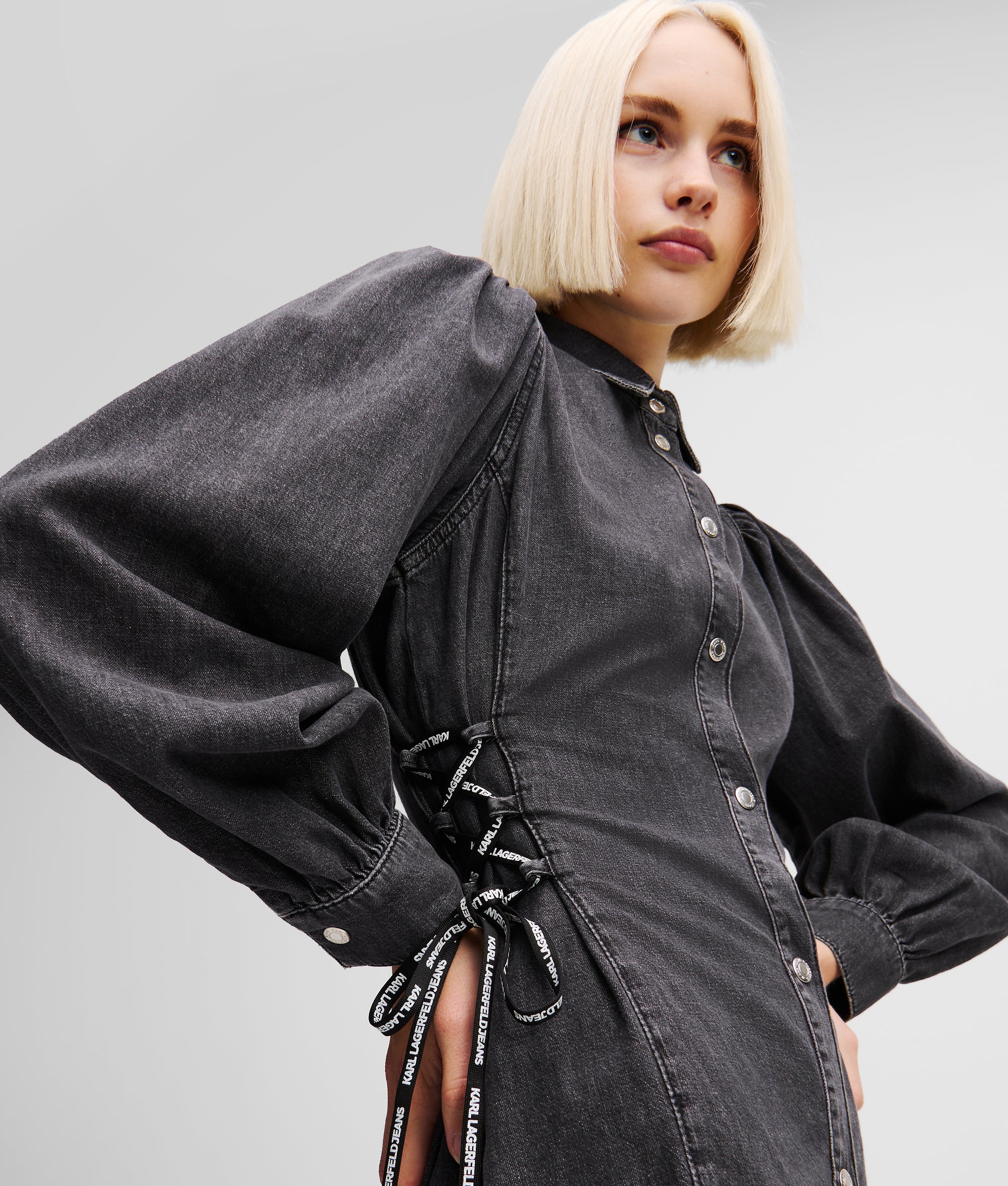 ABITO A CAMICIA IN DENIM CON CINTURA Nero lavato Donna KARL