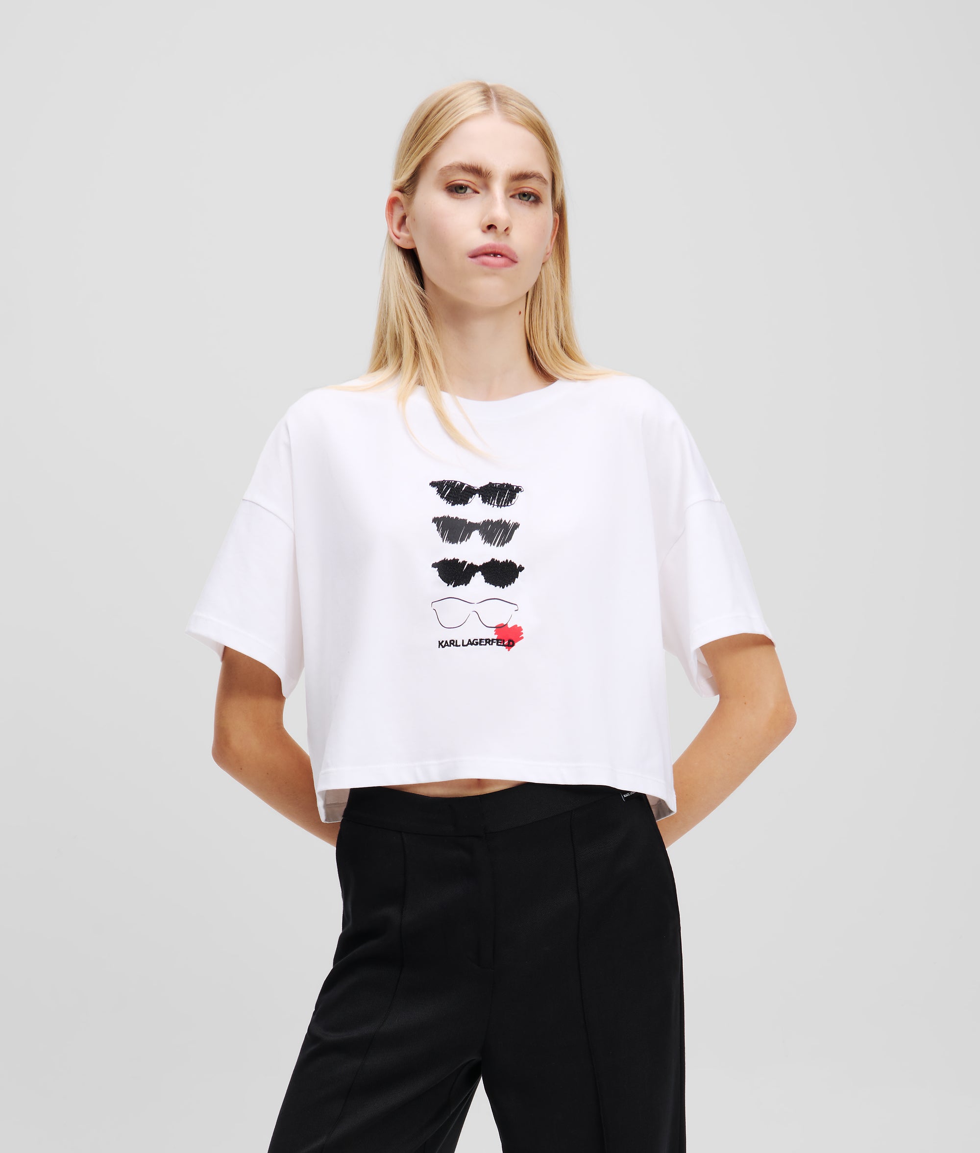 売れ筋商品|||カールラガーフェルド Tシャツ トップス レディース Women's Striped T-Shirt Black & soft White Women's T-shirts | KARL LAGERFELD