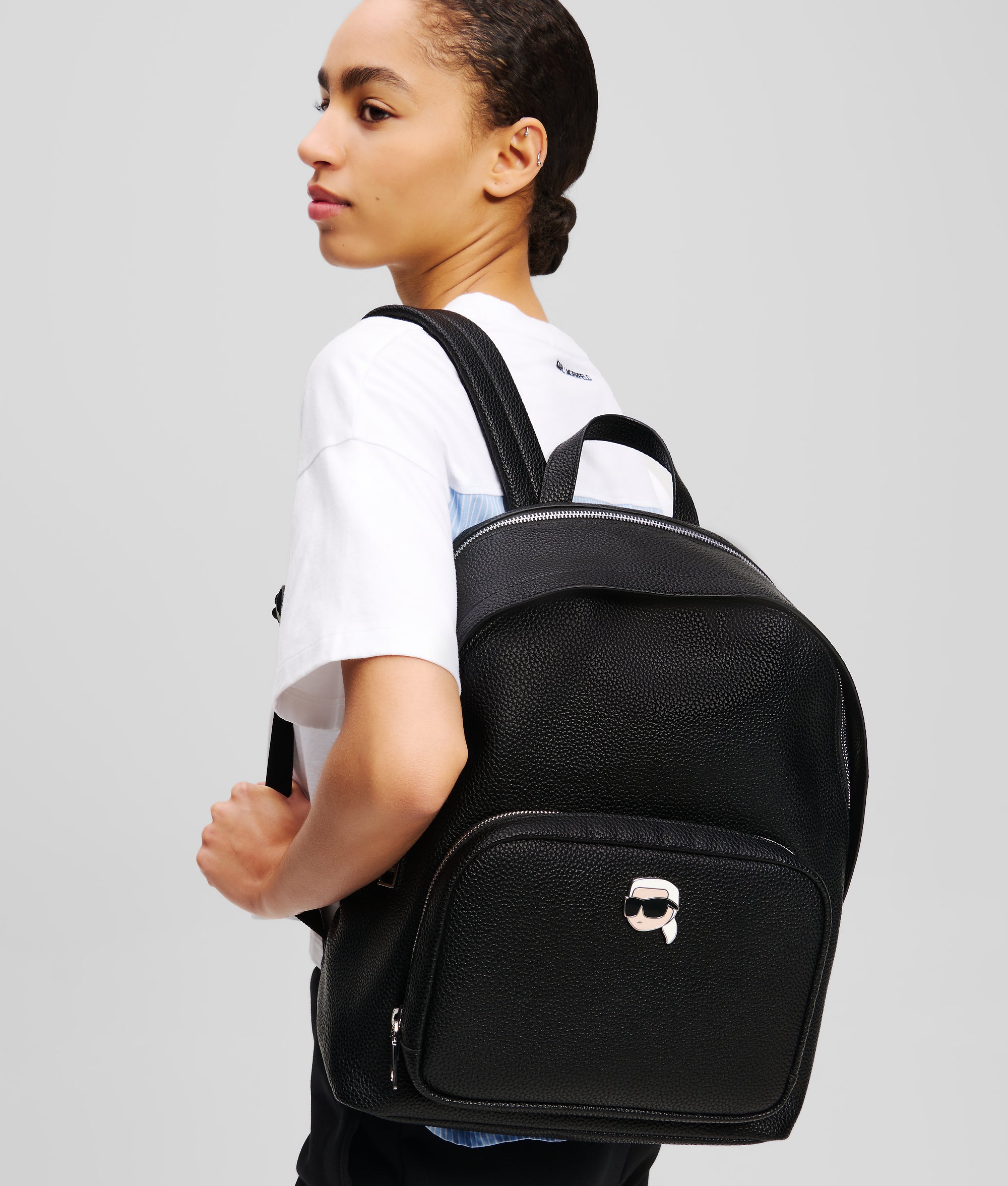 KARL LAGERFELD 黒 リュック・バックパック Women's Backpacks & Belt Bags | Karl Lagerfeld Paris