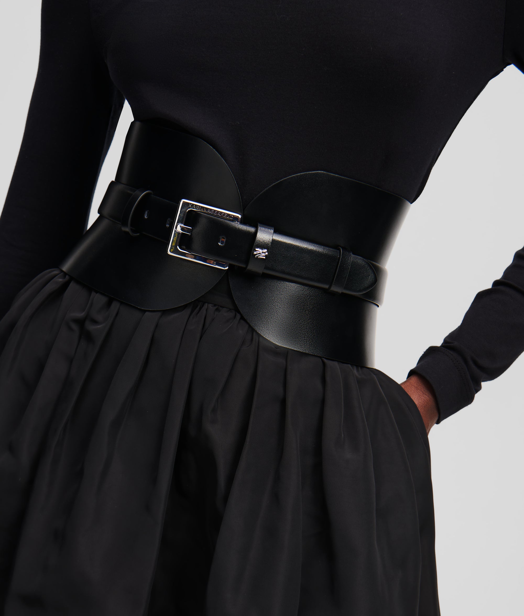 K/Essential belt | Black | Women | KARL LAGERFELD | Page 1 K/Essential belt | Black | Women | KARL LAGERFELD | Page 1