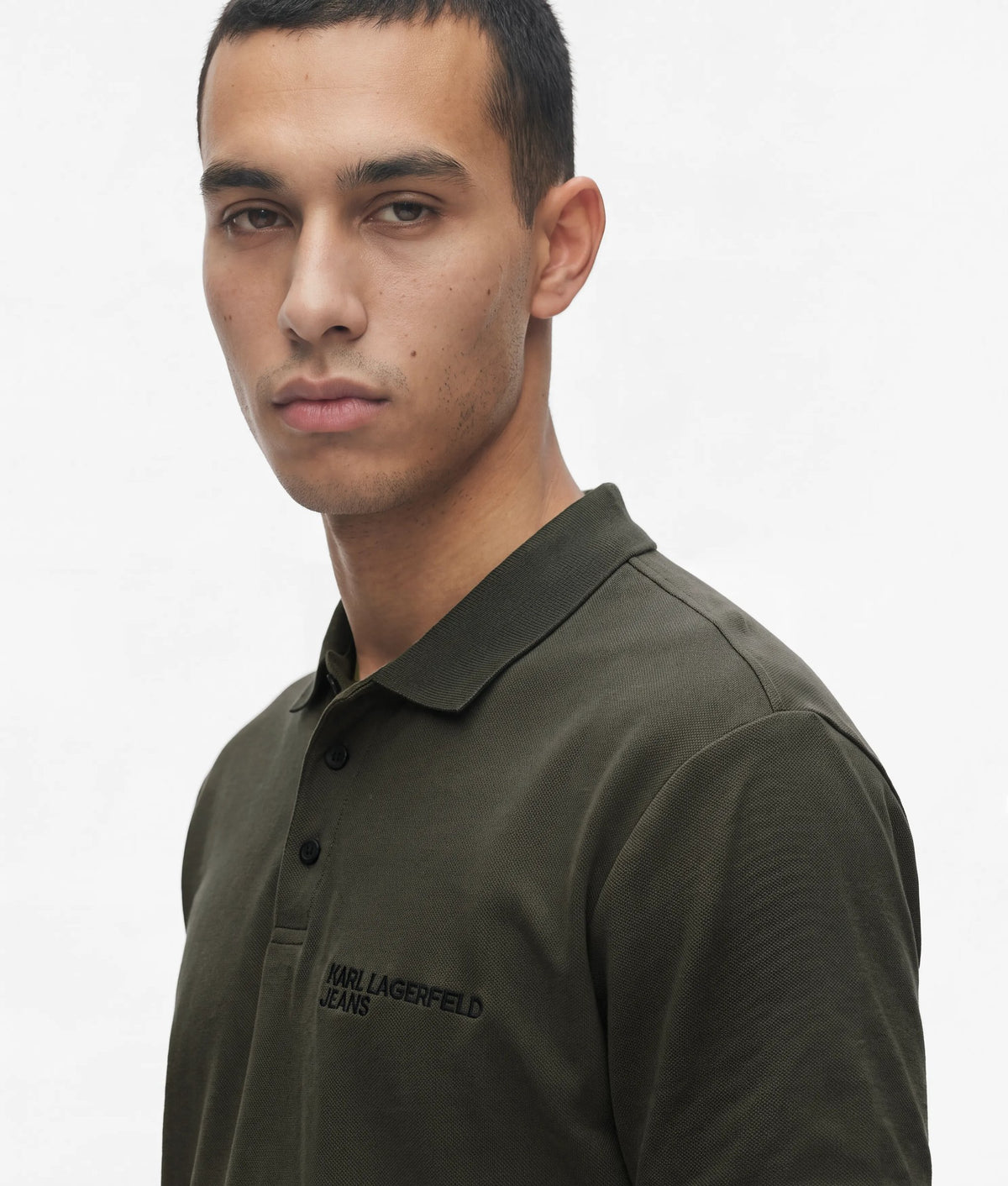 A2M170943HP_3