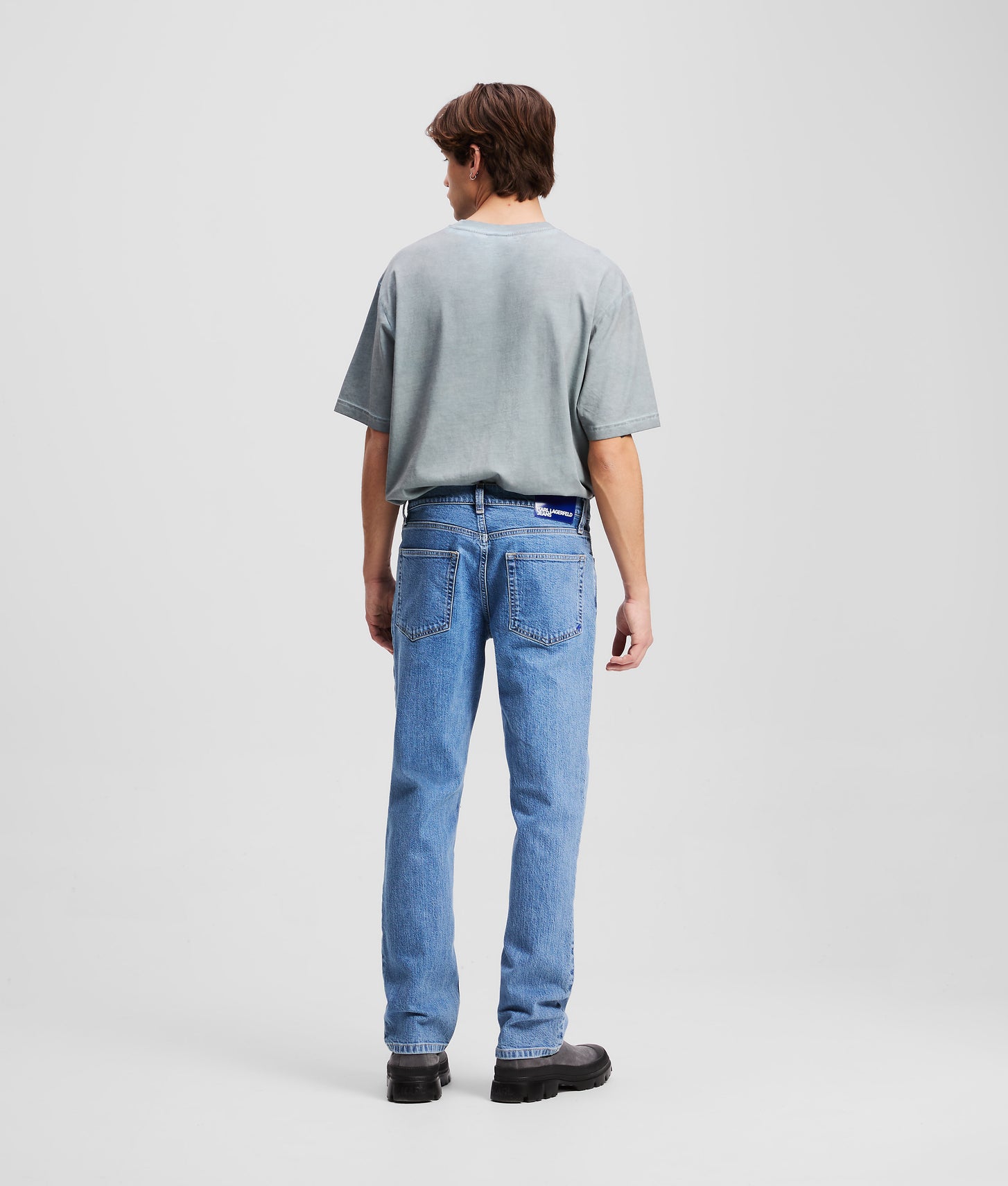 A3M100411CU_3