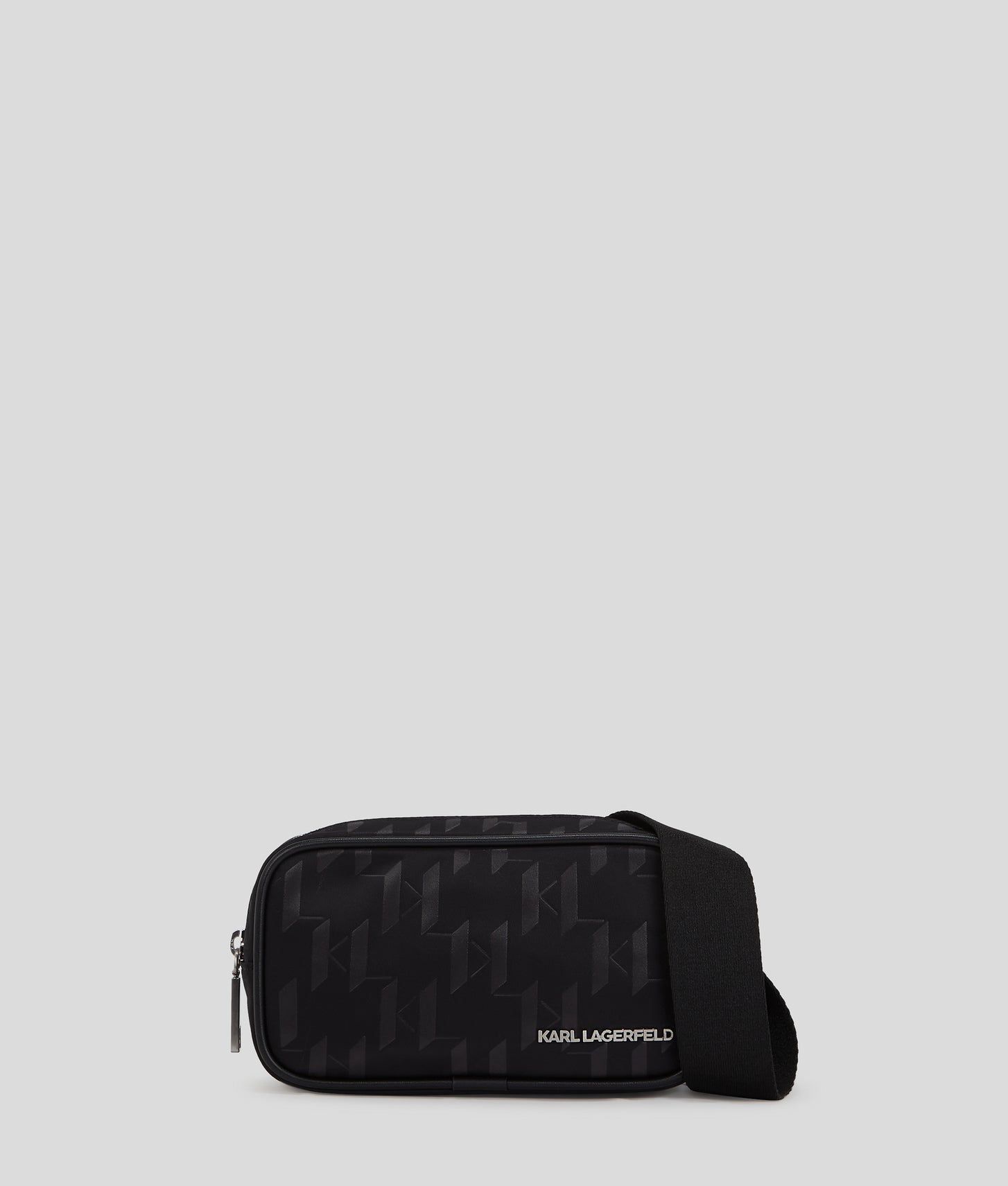 A3M30165999_1