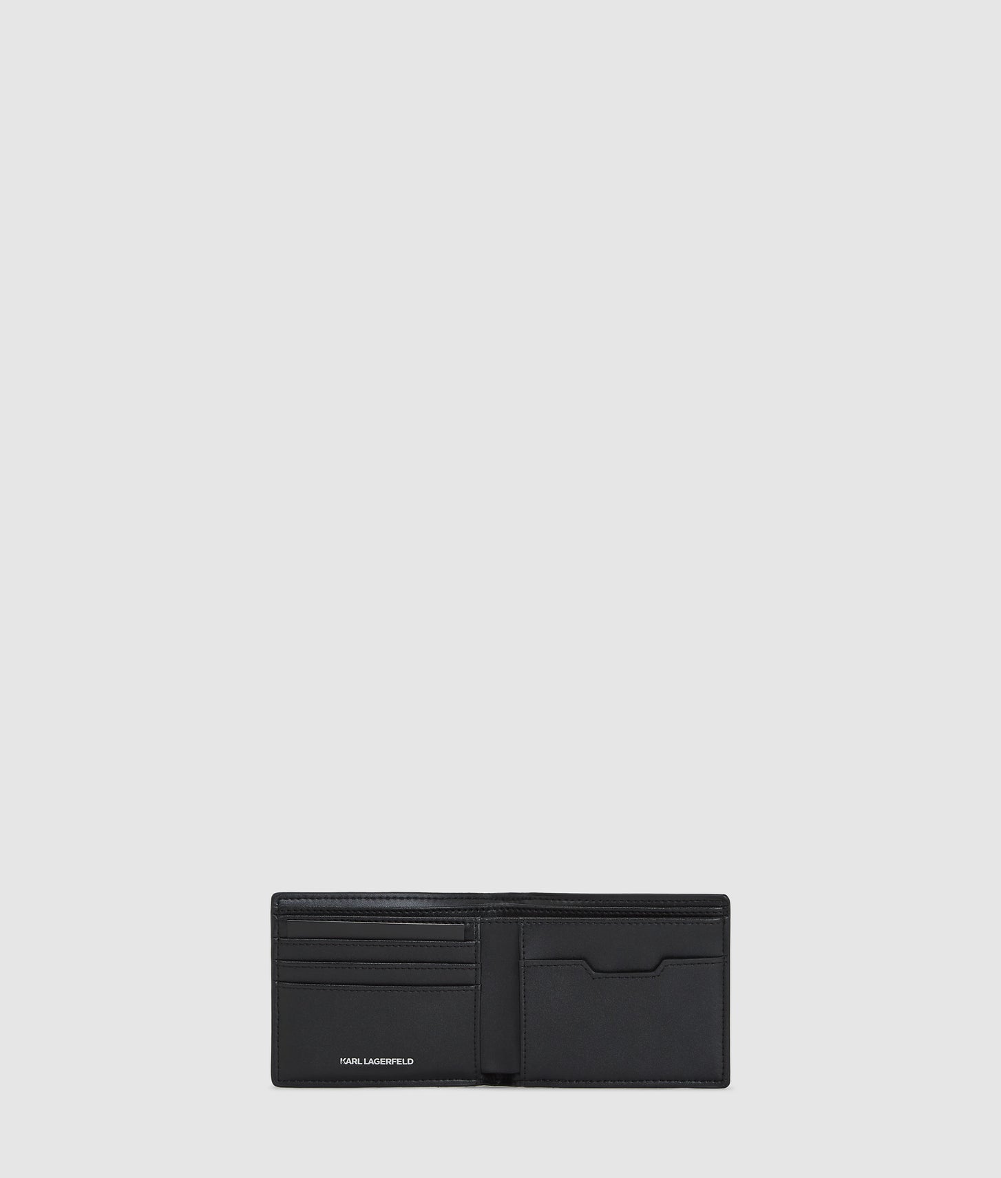 A3M30182999_4