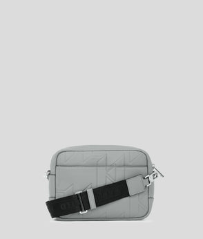 A3M302981WU_4