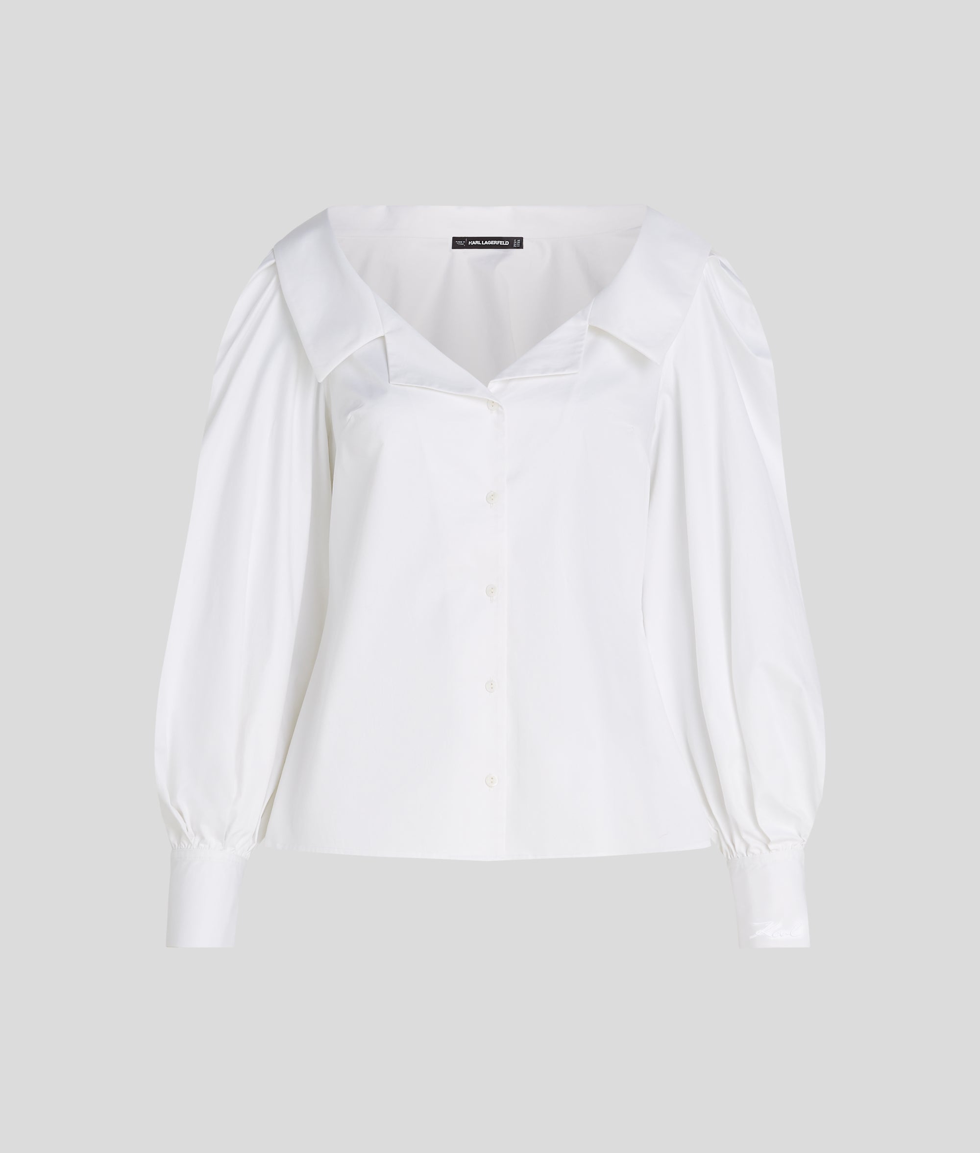 Donna Camicia Bagnata Problema Ravvicinato Delle Ascelle Macchie Di Sudore Dell Ascella E Forte Odore Corporeo Iperidrosi Sudorazione Igiene Per Una Buona Salute Concetto 24970451 Donna Camicia Bagnata Problema Ravvicinato Delle Ascelle Macchie Di Sudore Dell Ascella E Forte Odore Corporeo Iperidrosi Sudorazione Igiene Per Una Buona Salute Concetto 24970451