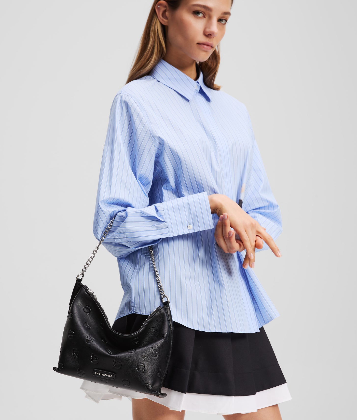 A3W301102DE_2