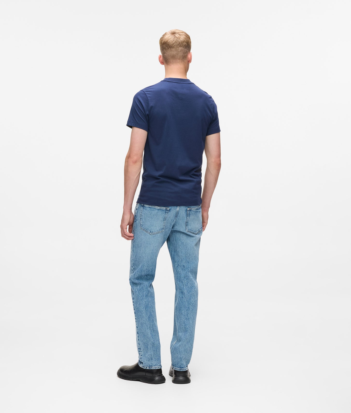 A4M100561YN_3