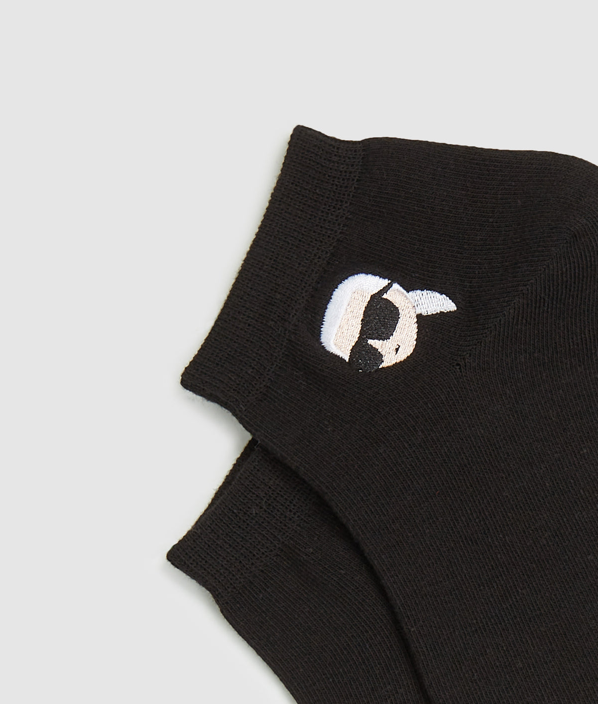 A4W47036972_3