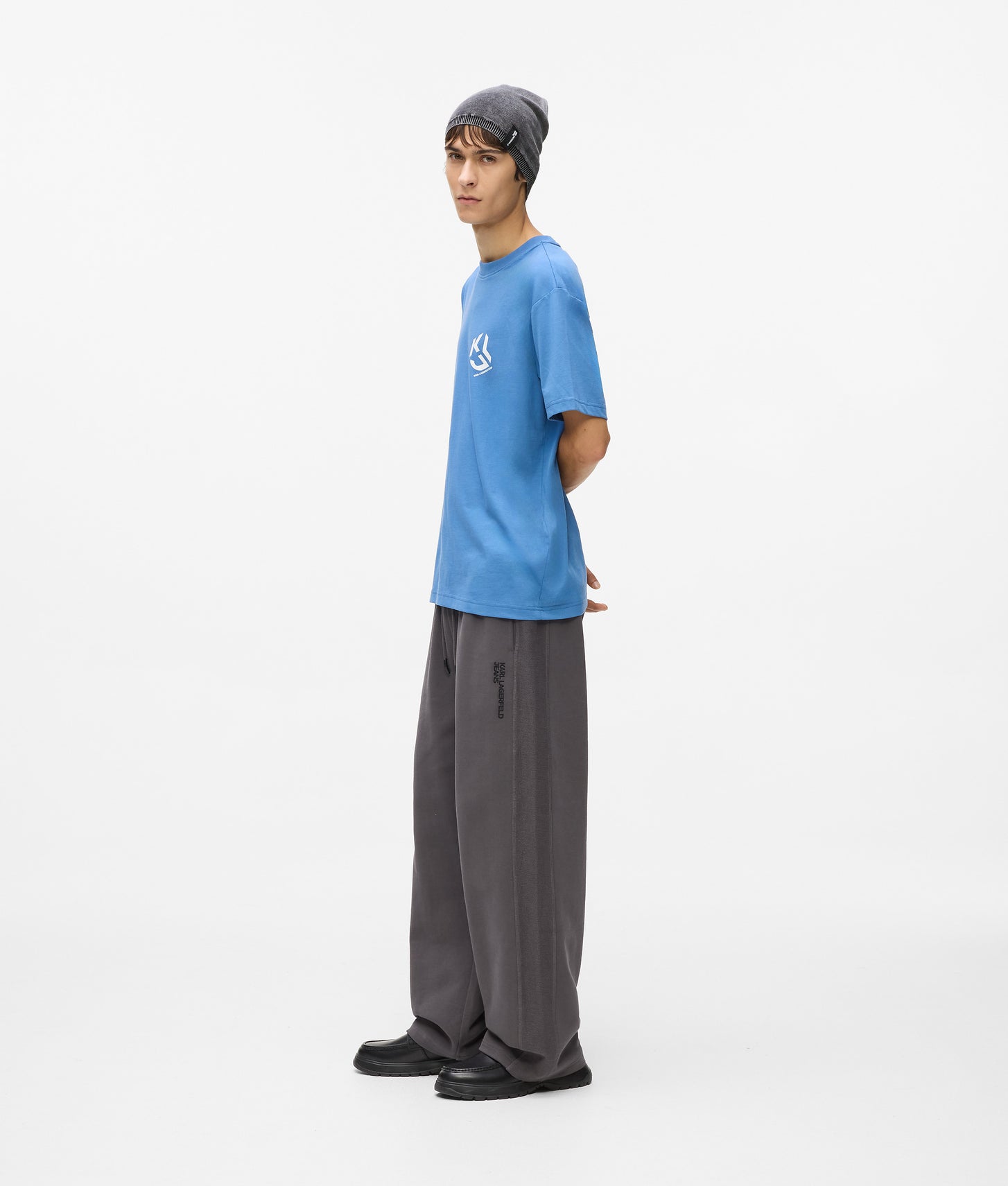 B1M100932IE_4