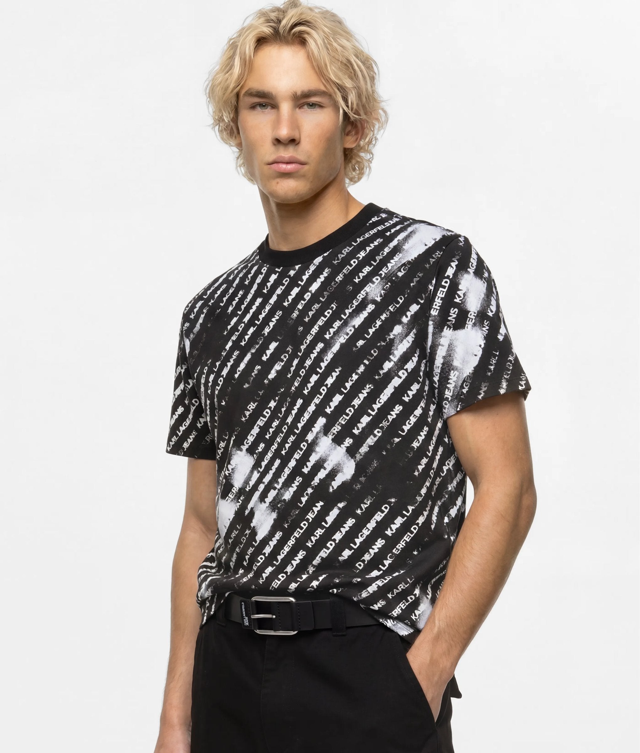 B4M17032A76_1