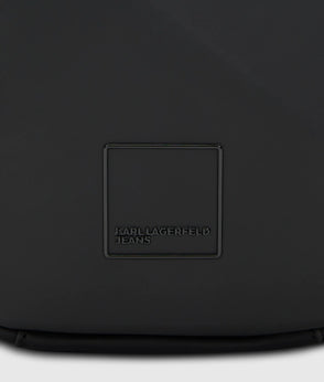 C1M30185999_3