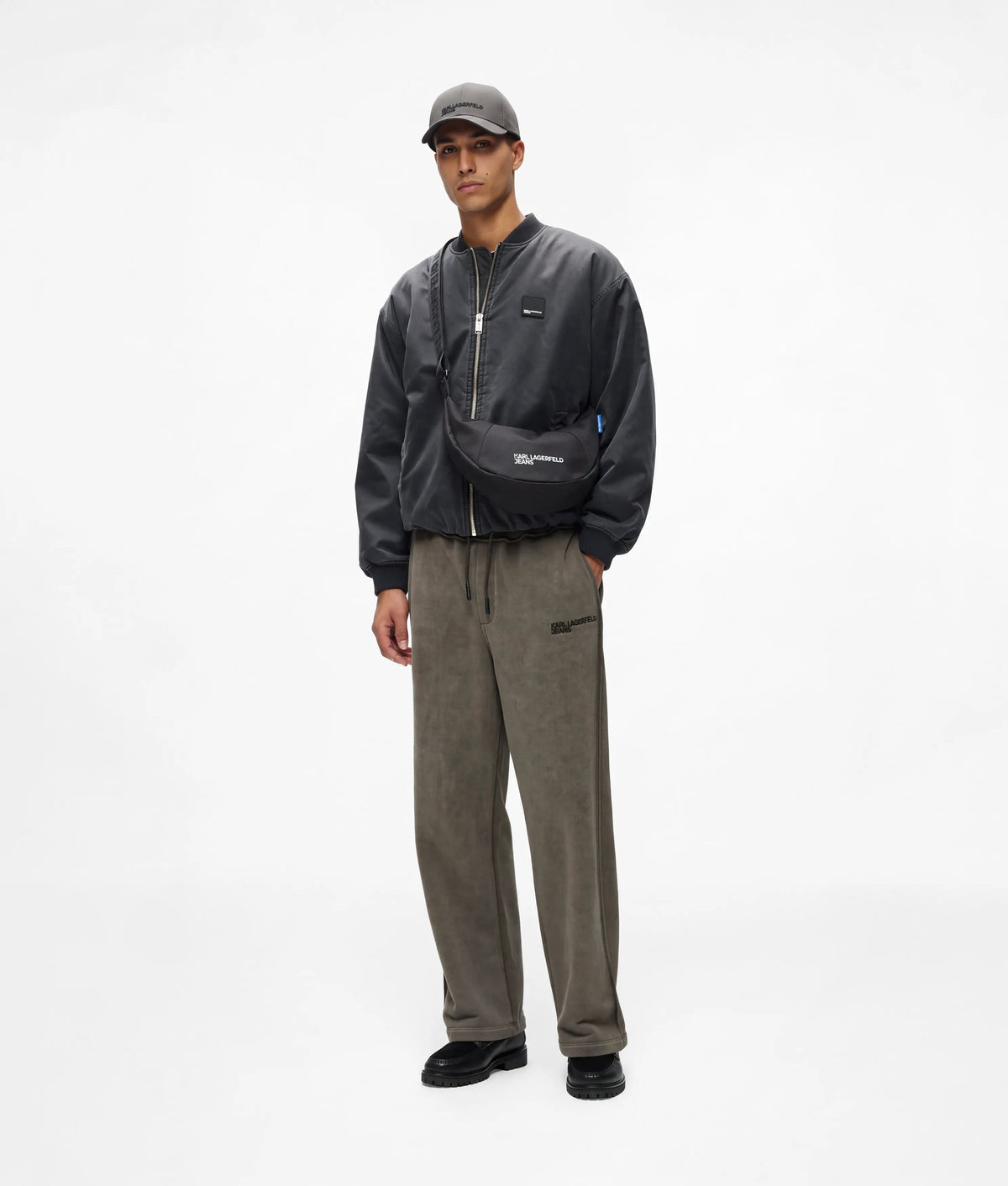 C1M30191999_2
