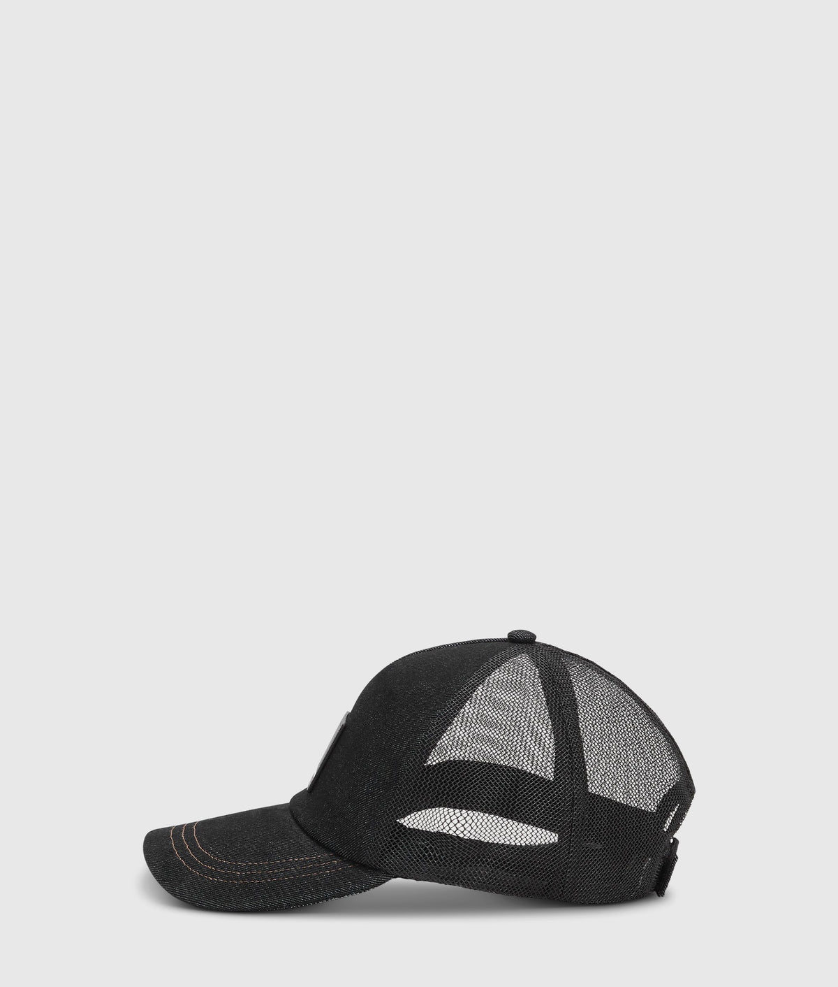 C1M33046C39_5