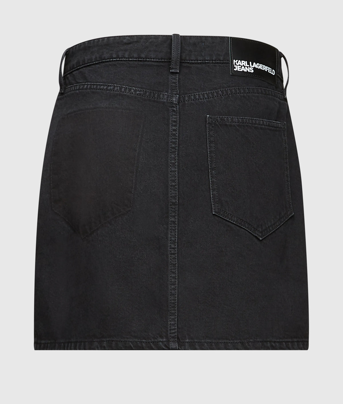 C1W12020D20_6