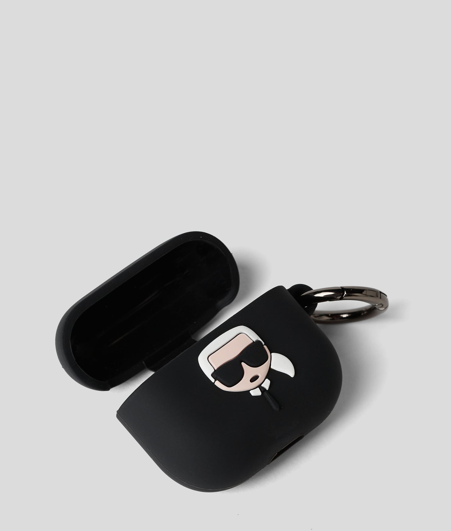CG220062999_3