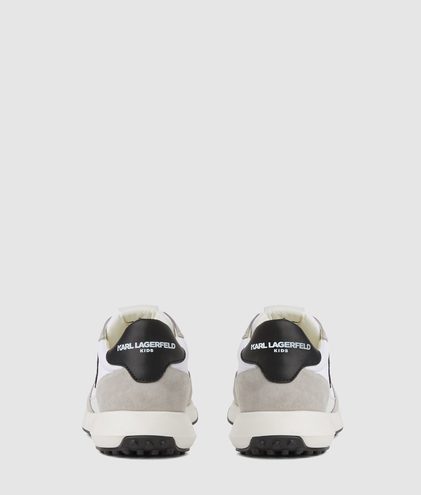 CW250155100_3