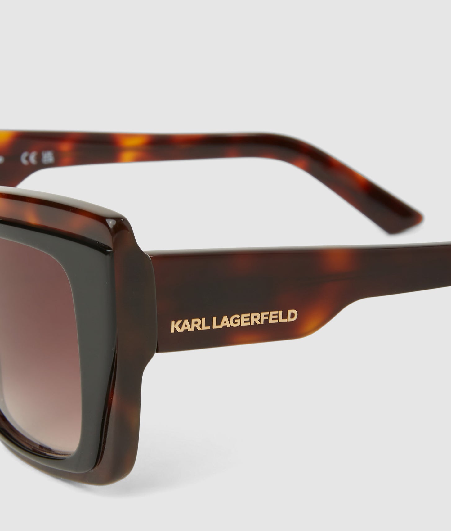KL06204S107_4