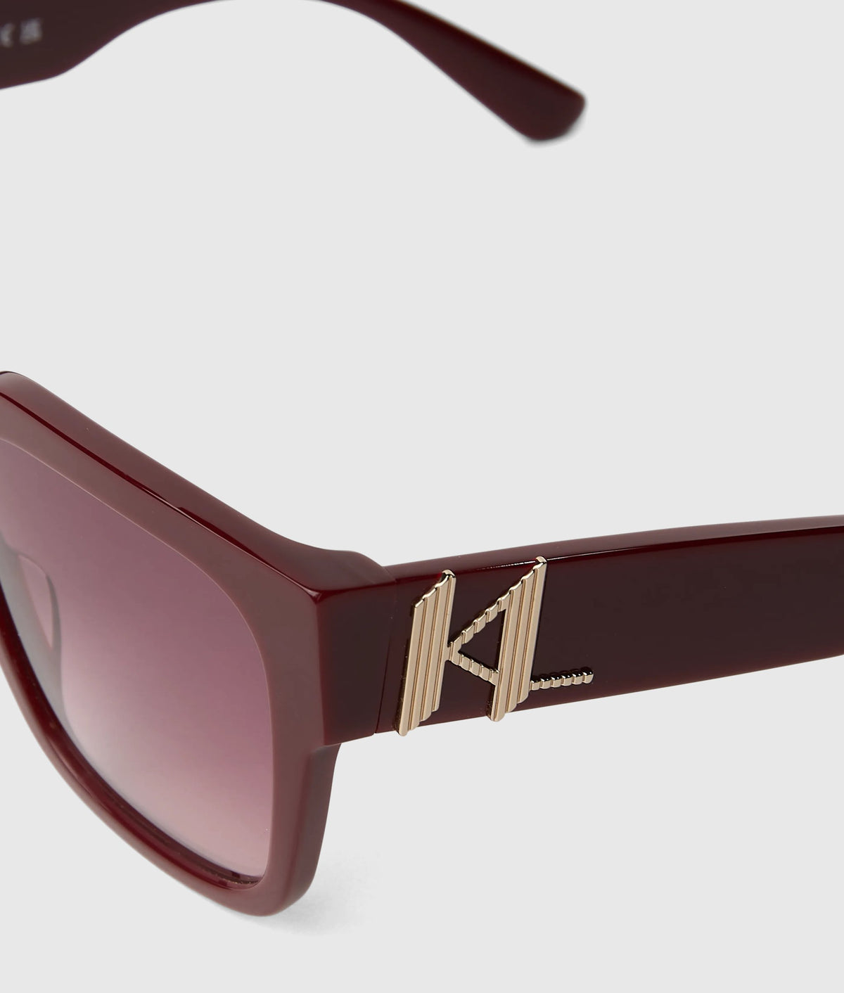 KL06243S621_3