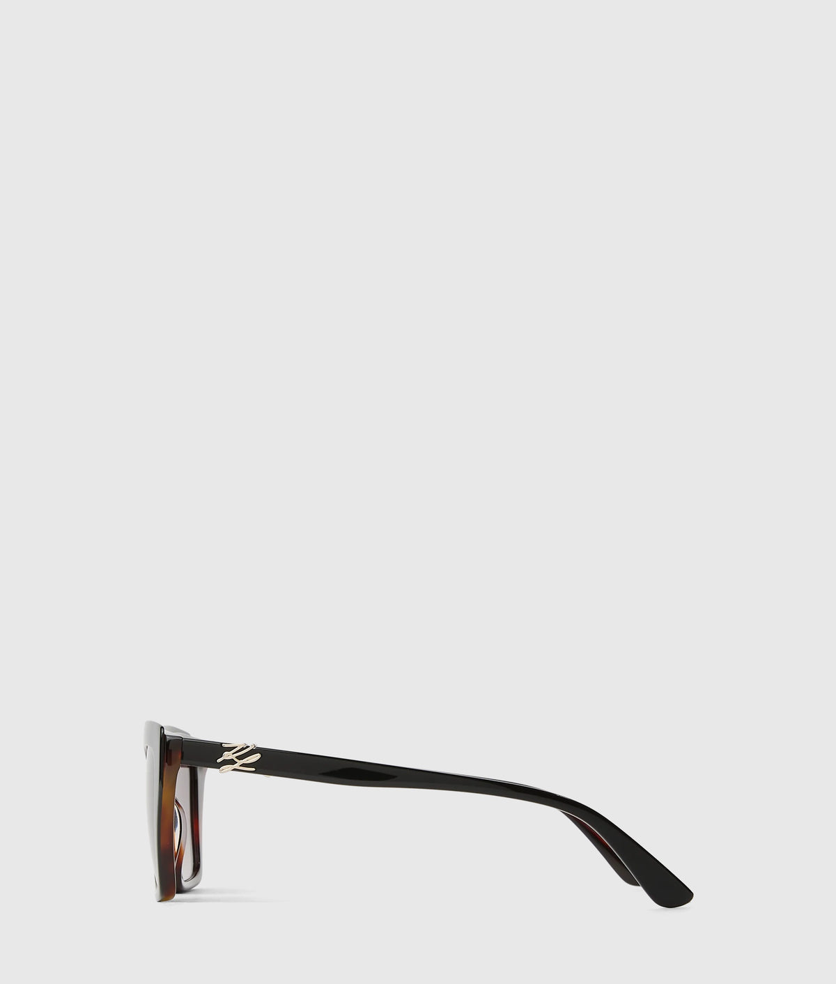 KL06245S107_4