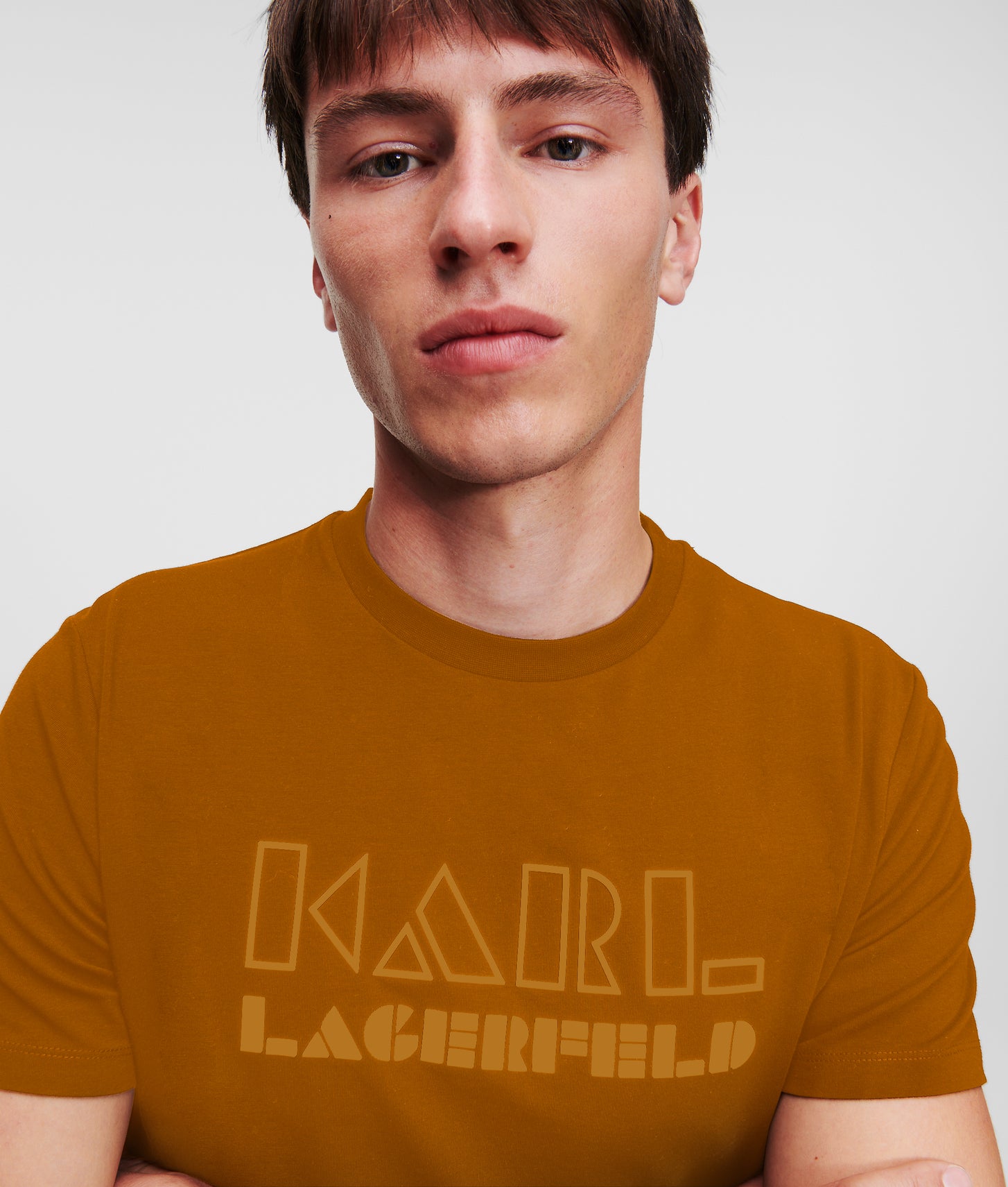 KL230025733_2