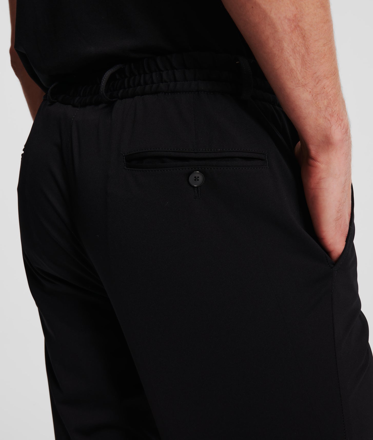 KL240036990_2