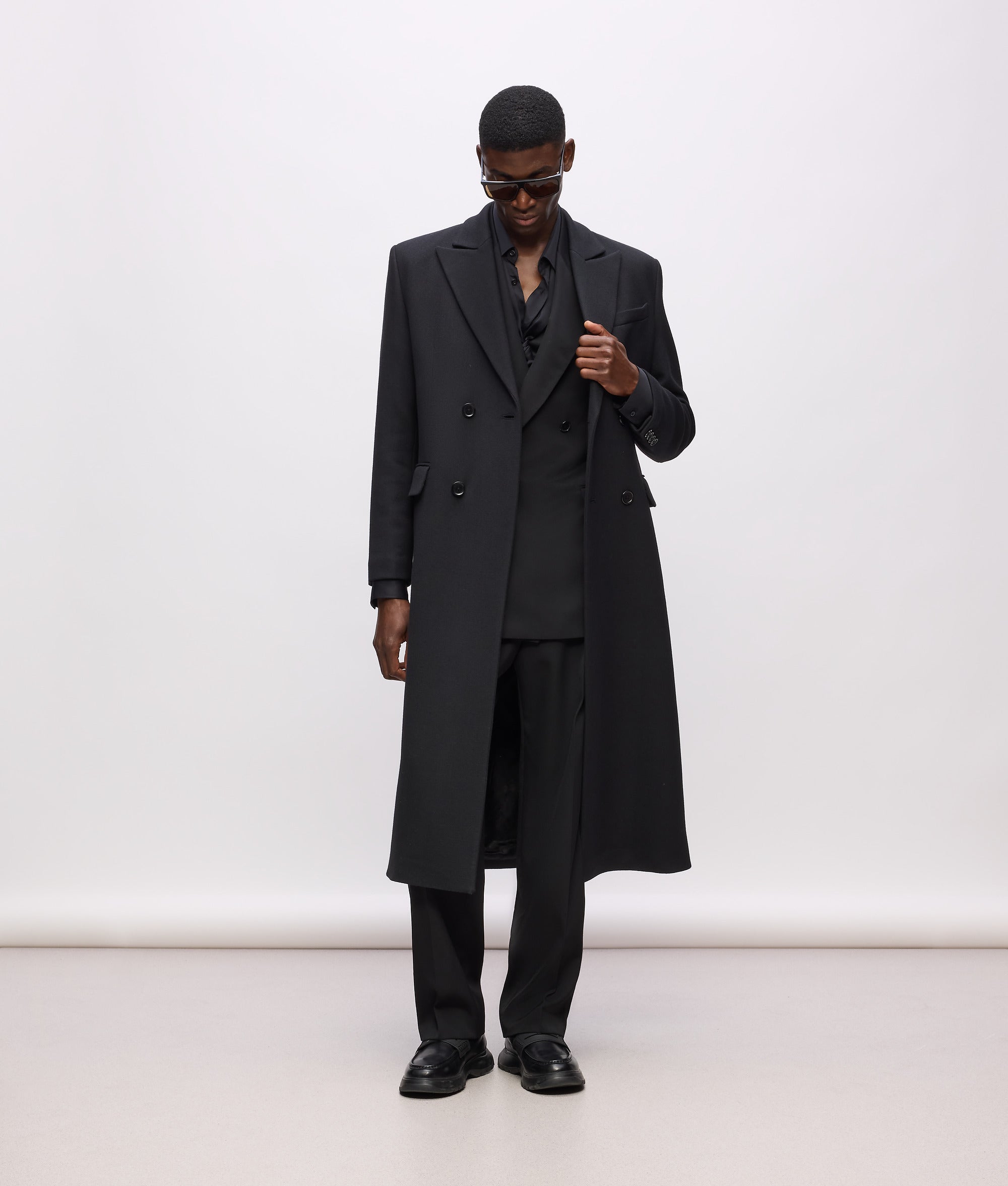 KL Studio Wool Coat Black