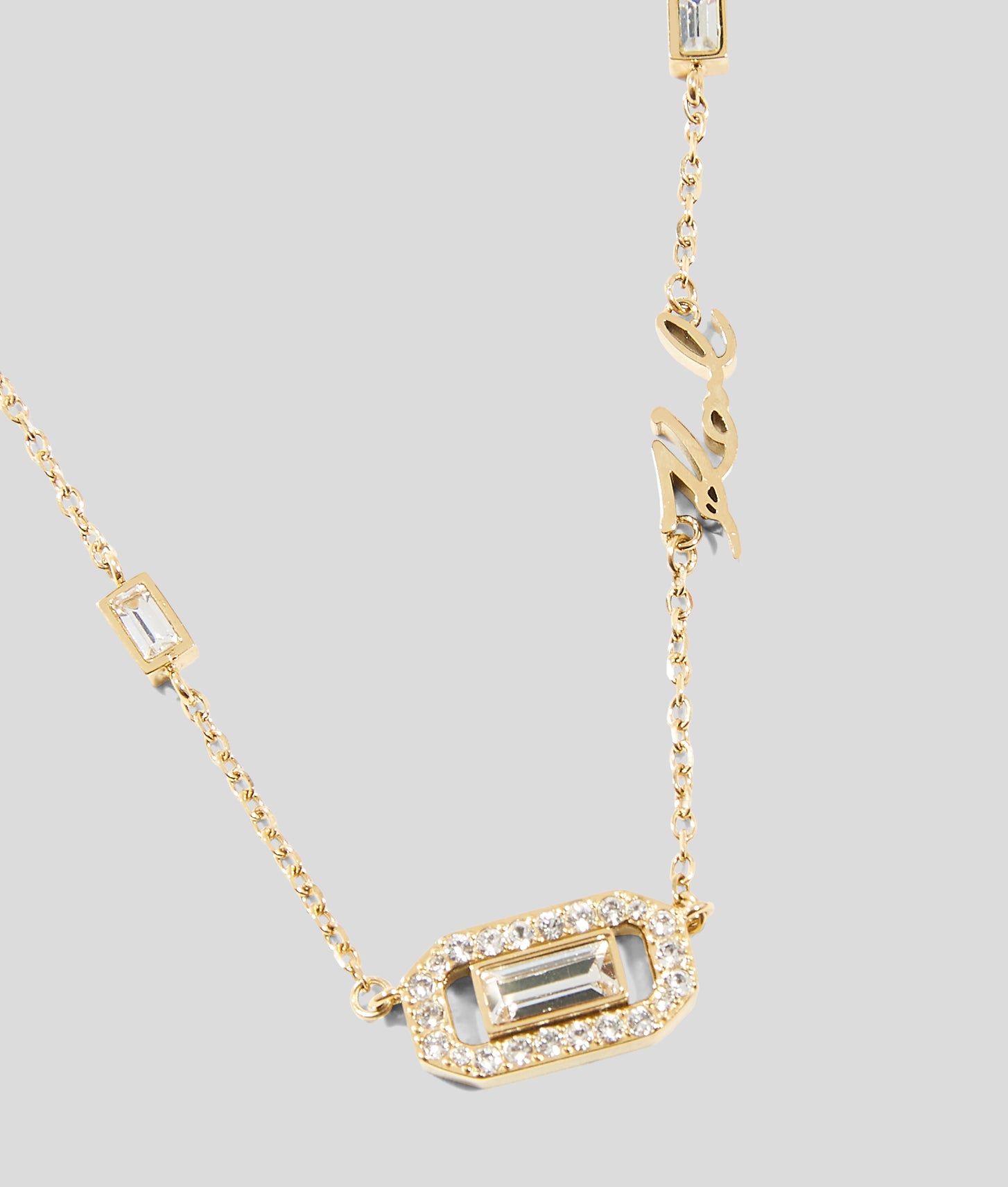 KL610008780_3