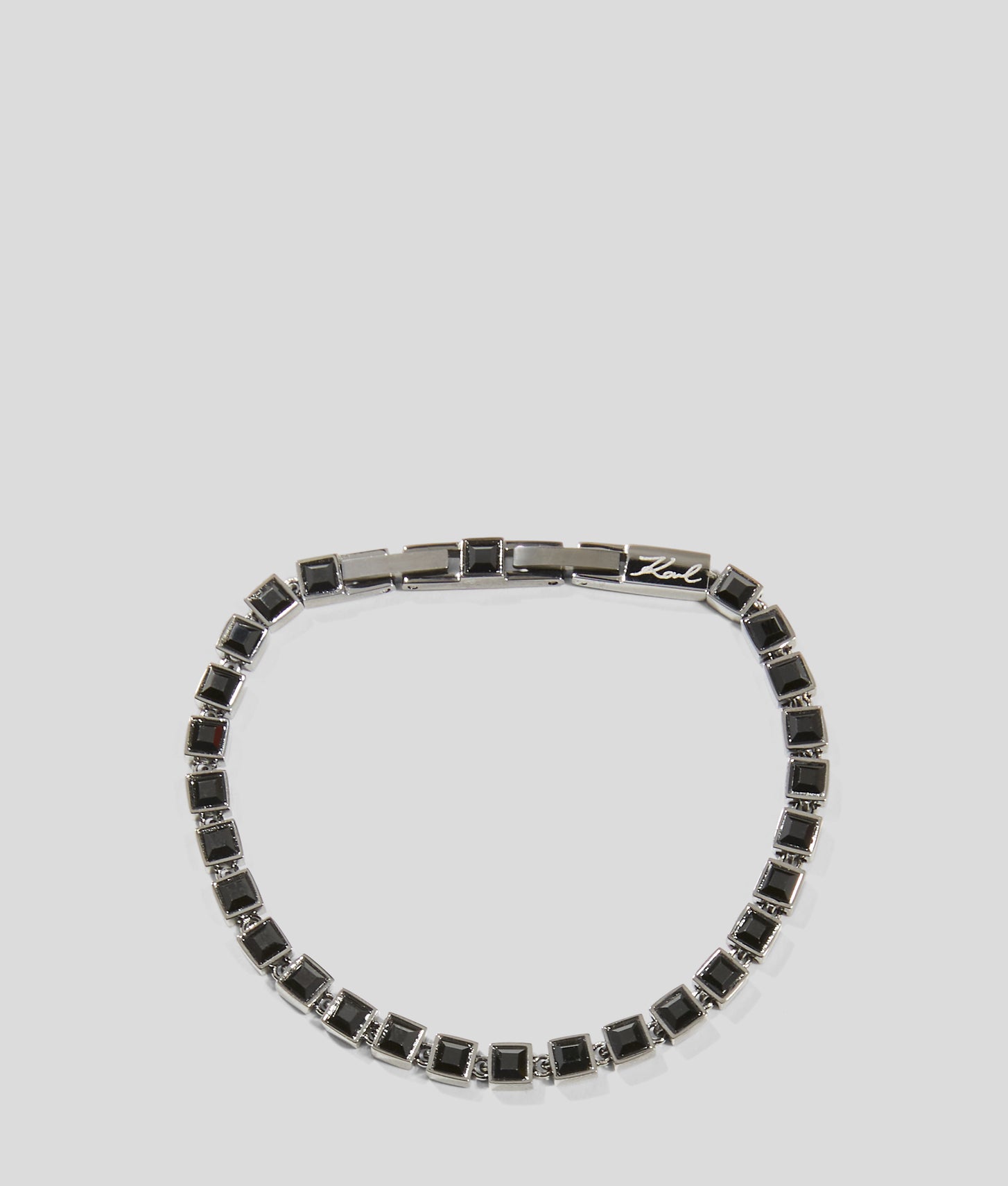 KL610017979_1