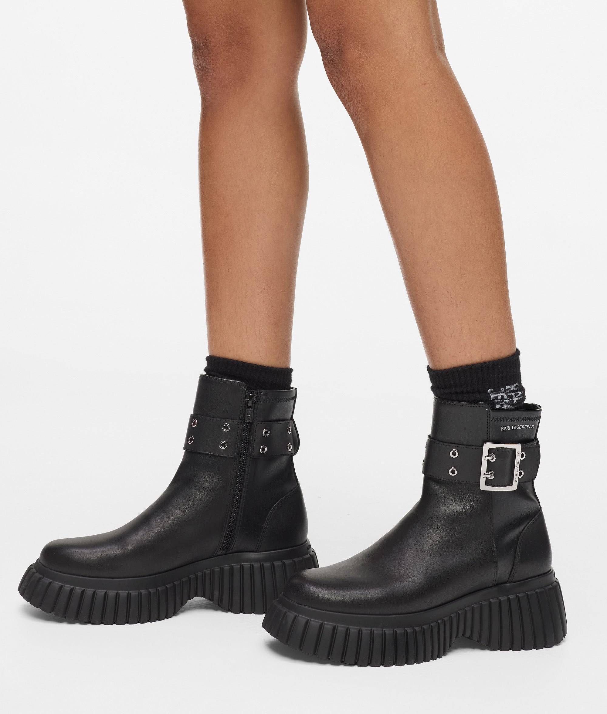 Kreeper Stiefel mit Keilabsatz und halbhohem Schaft Schwarz